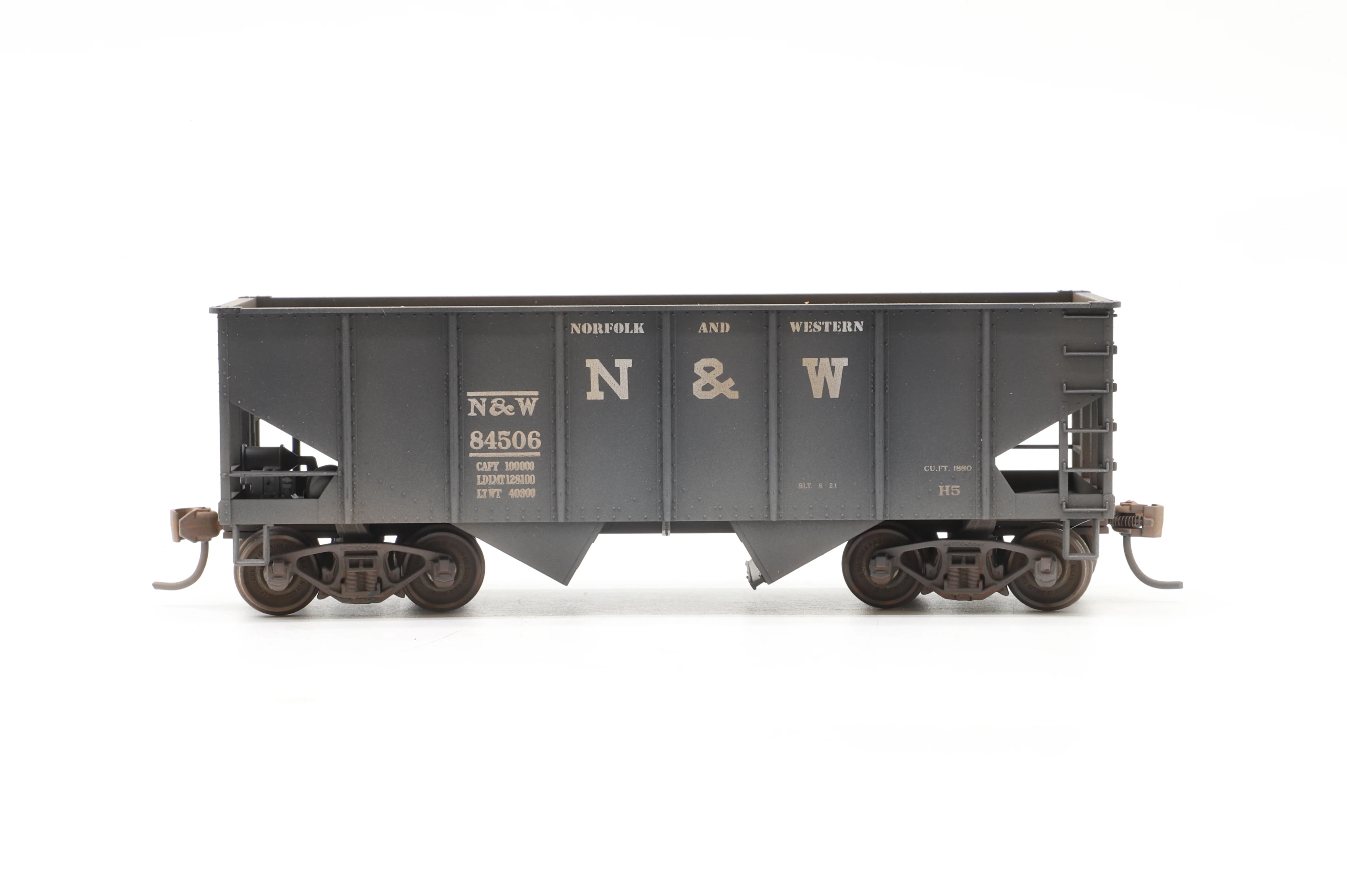 Accurail HO Rake Of 6 N&W Hopper Wagons Weathered - Image 2
