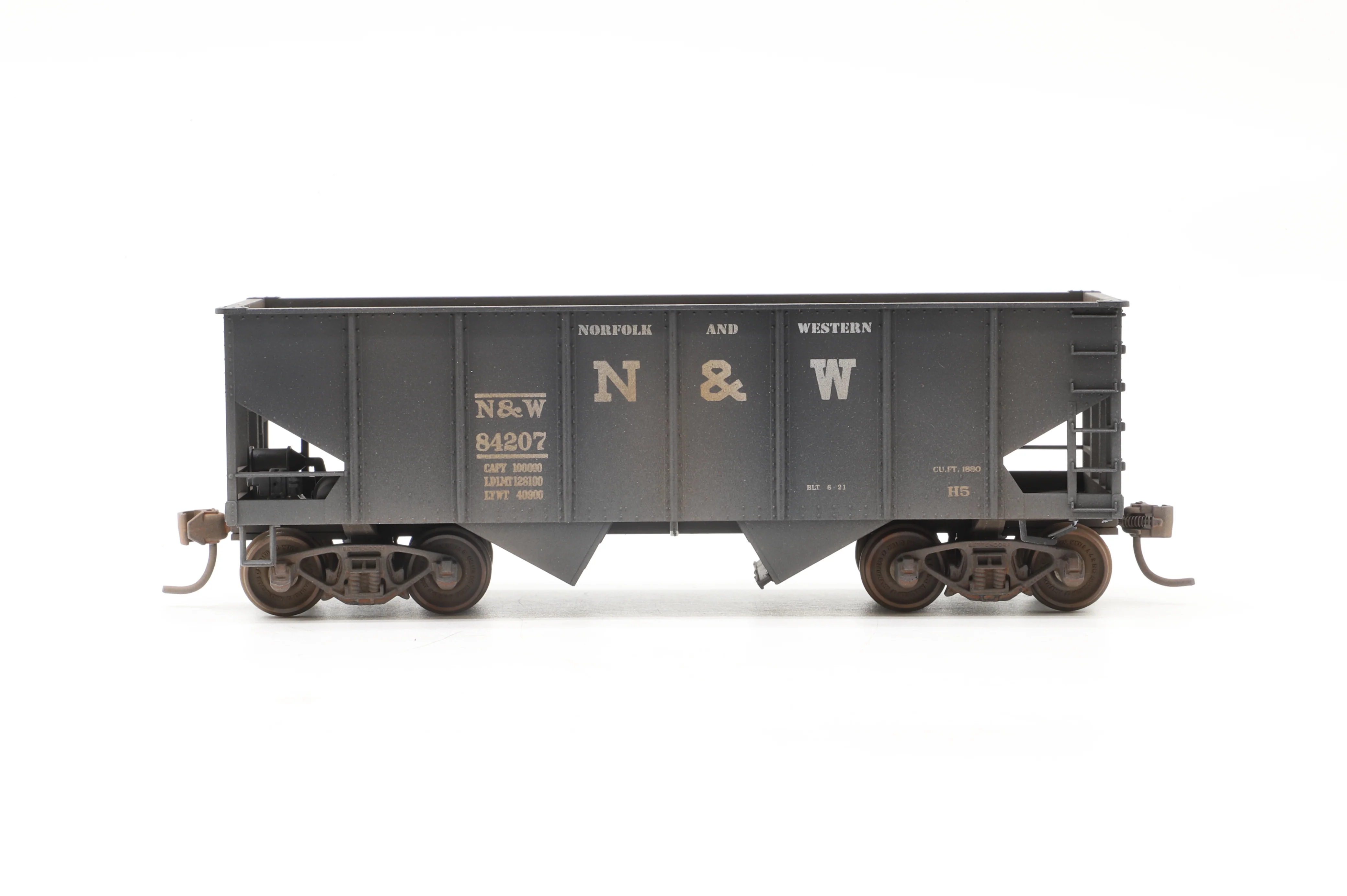 Accurail HO Rake Of 6 N&W Hopper Wagons Weathered - Image 3