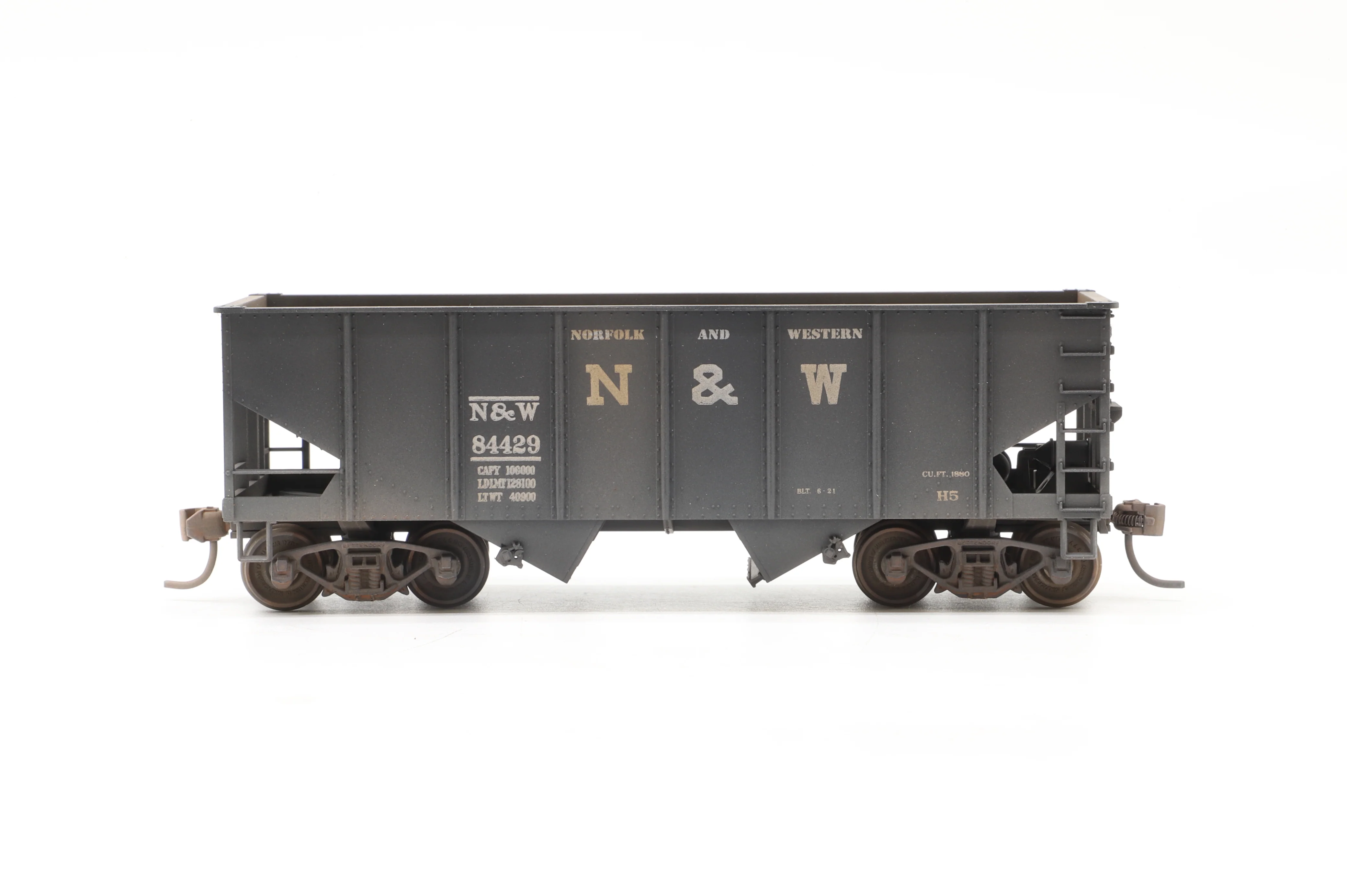 Accurail HO Rake Of 6 N&W Hopper Wagons Weathered - Image 4