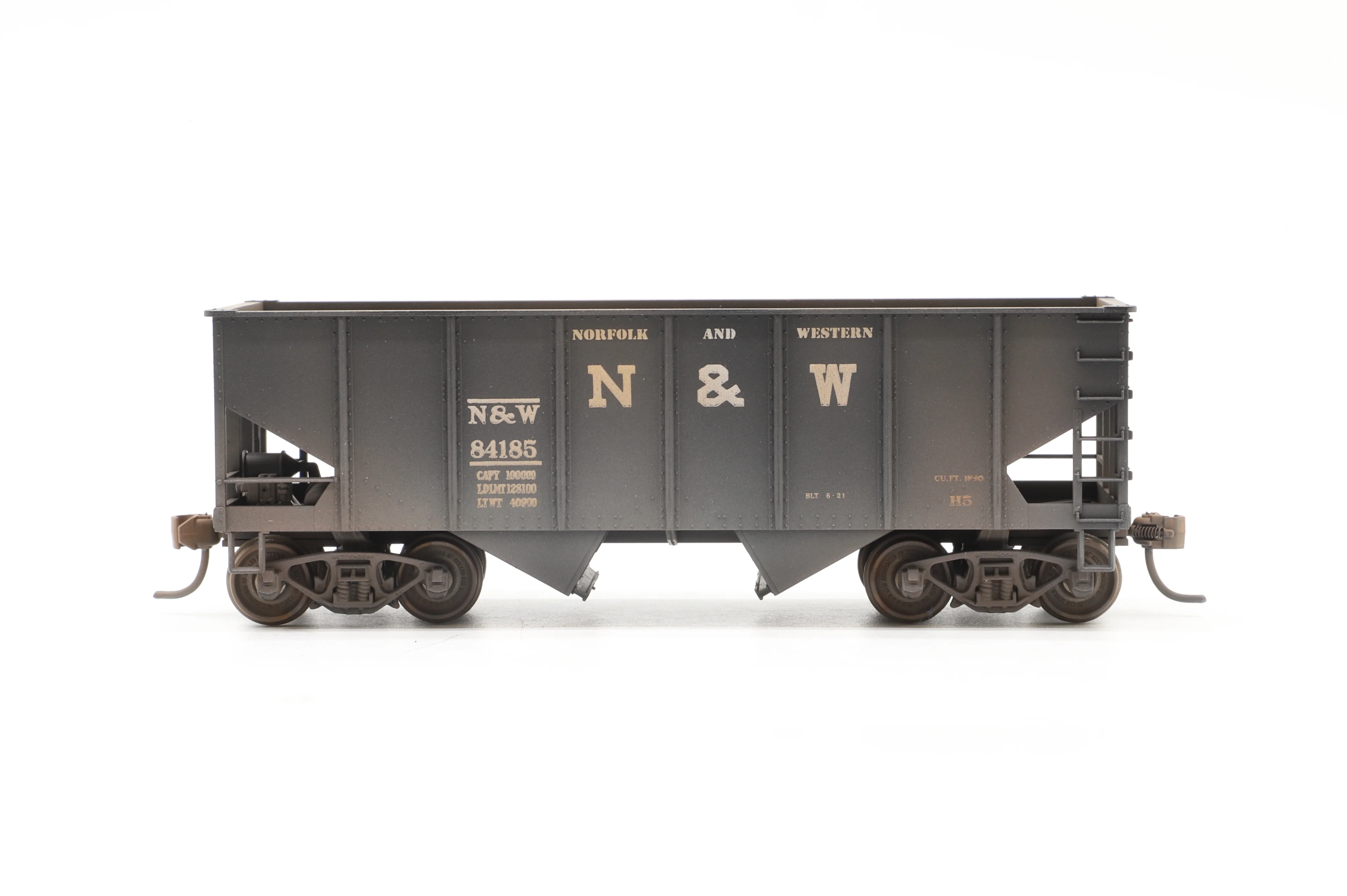 Accurail HO Rake Of 6 N&W Hopper Wagons Weathered - Image 7