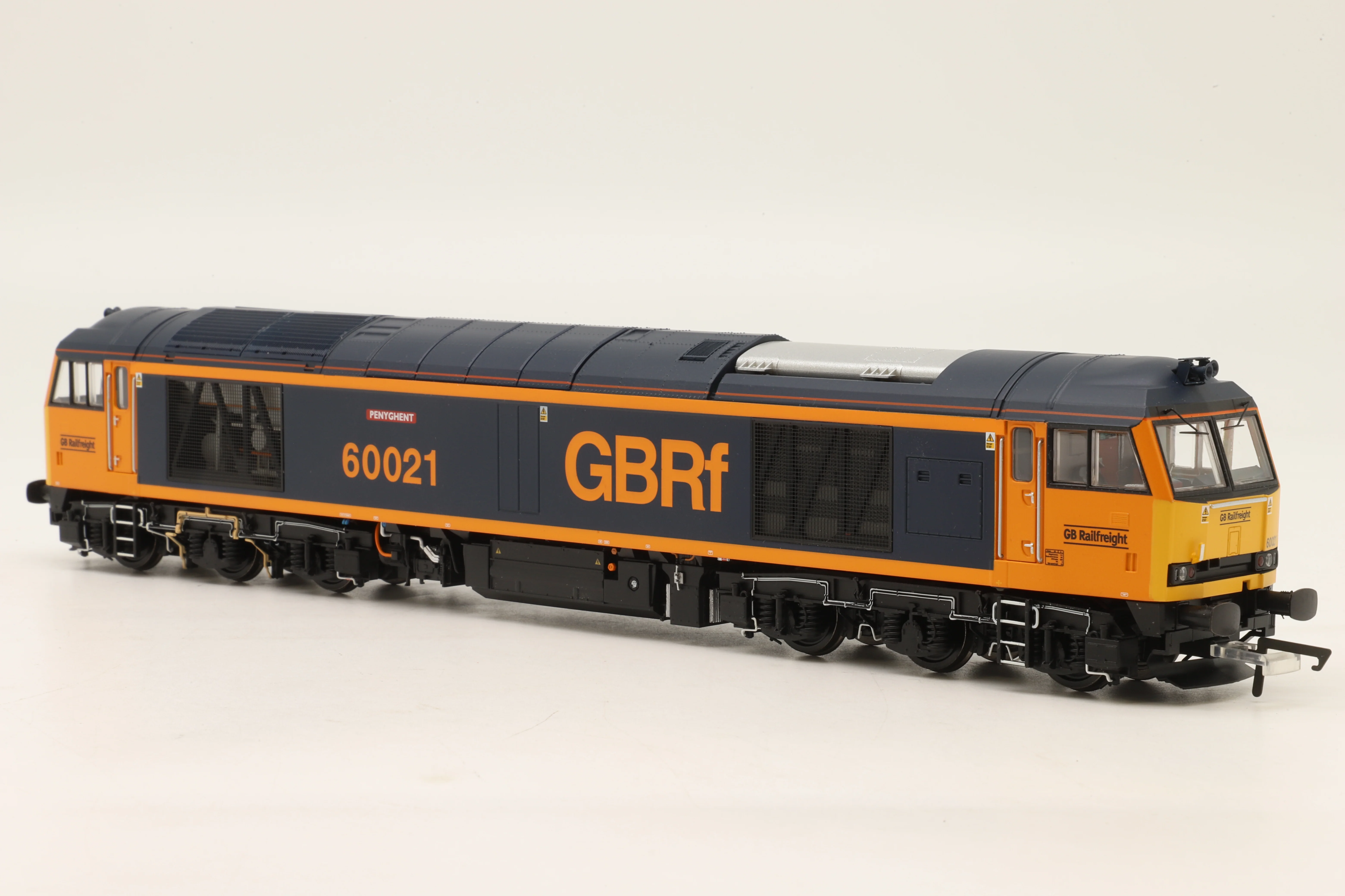Accurascale OO ACC2911 Class 60 60021 'Penyghent' in GBRF Livery - DCC Sound - Image 2