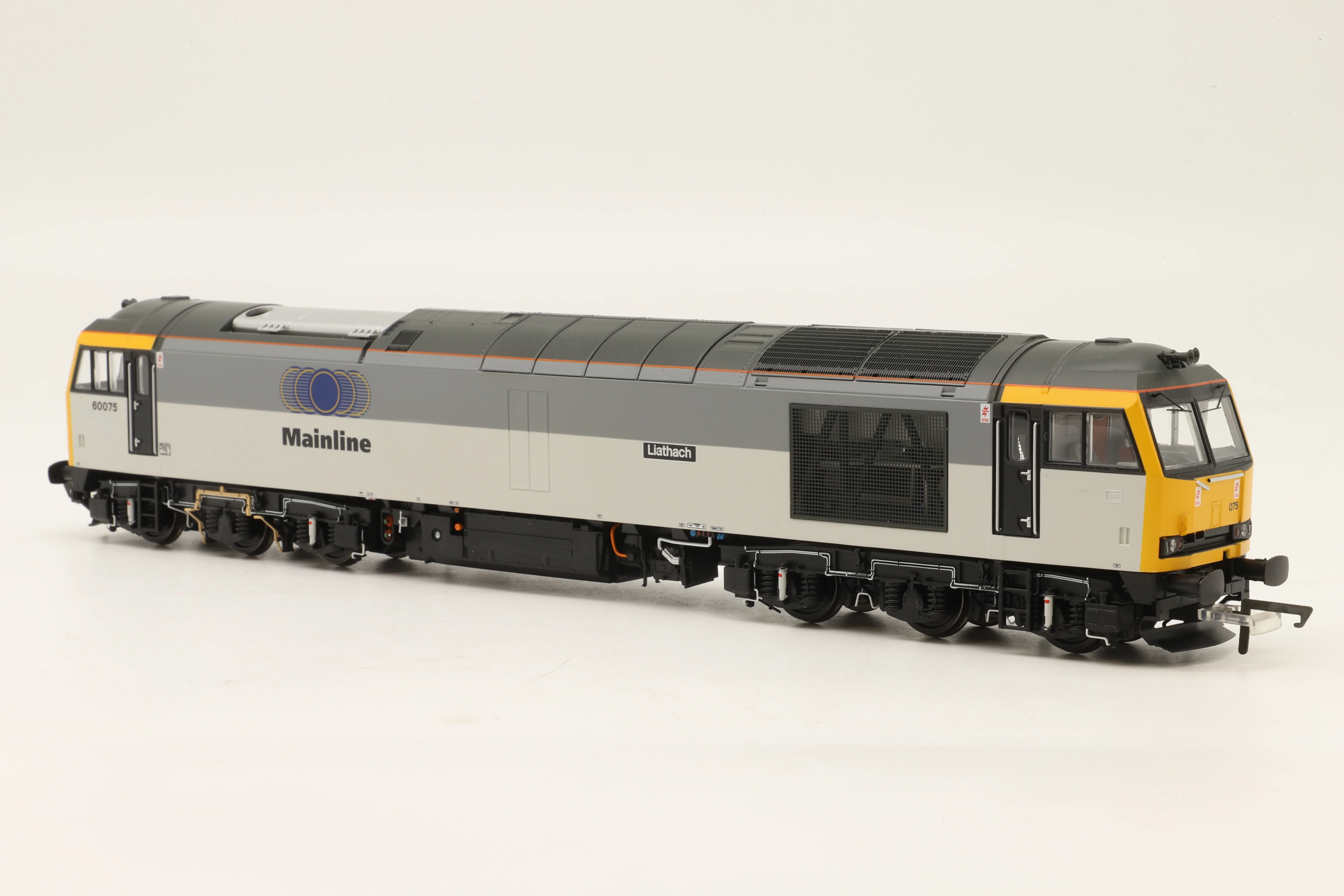 Accurascale OO ACC3036 Class 60 60075 'Liathach' in Mainline (Debranded BR Railfreight) Grey - DCC Sound