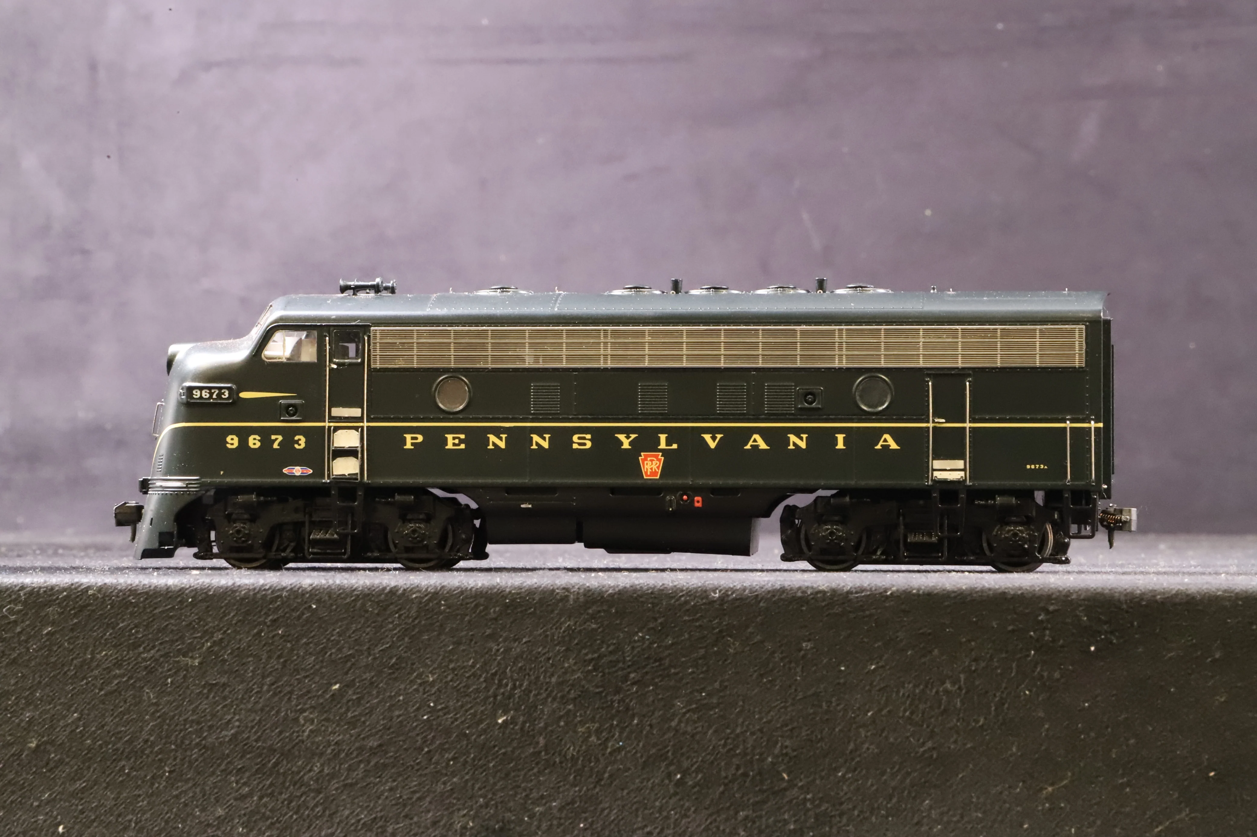 Athearn Genesis HO G15016 F-7A & F-7B Pennsylvania DCC Sound - Image 4