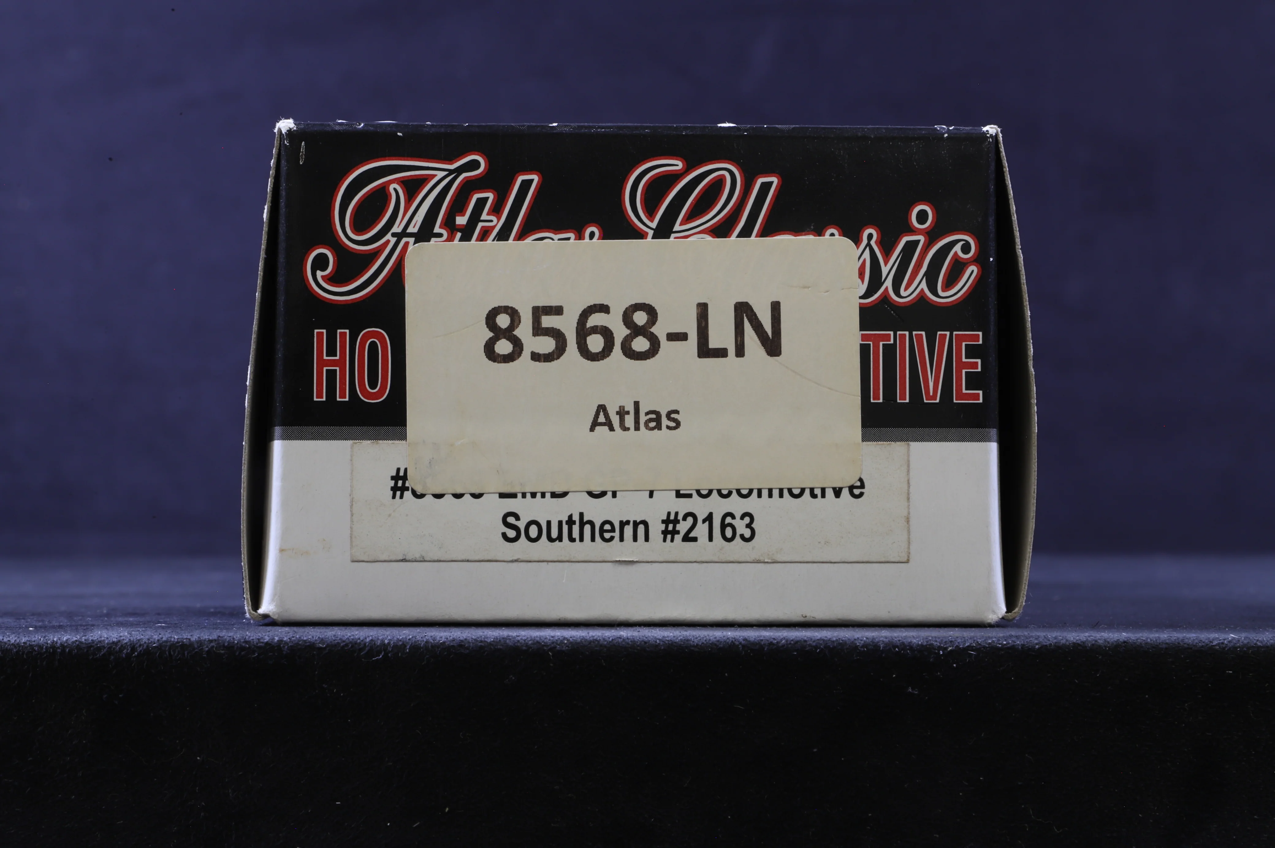 Atlas HO 8568-LN EMD GP-7 No.8567 in Southern Livery - Image 6