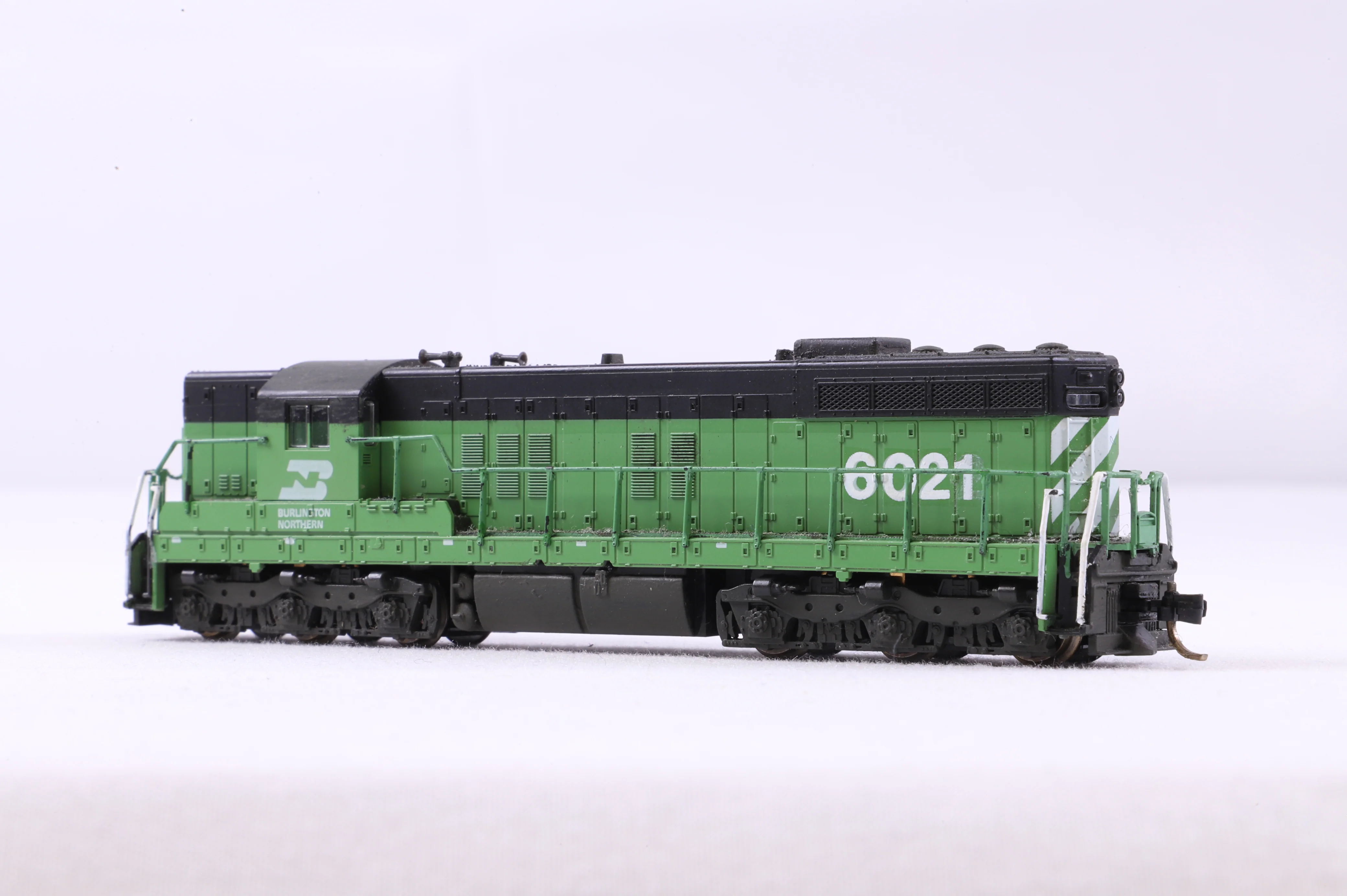 Atlas N 4516 EMD SD7 Burlington Northern '6021', Renumbered - Image 2