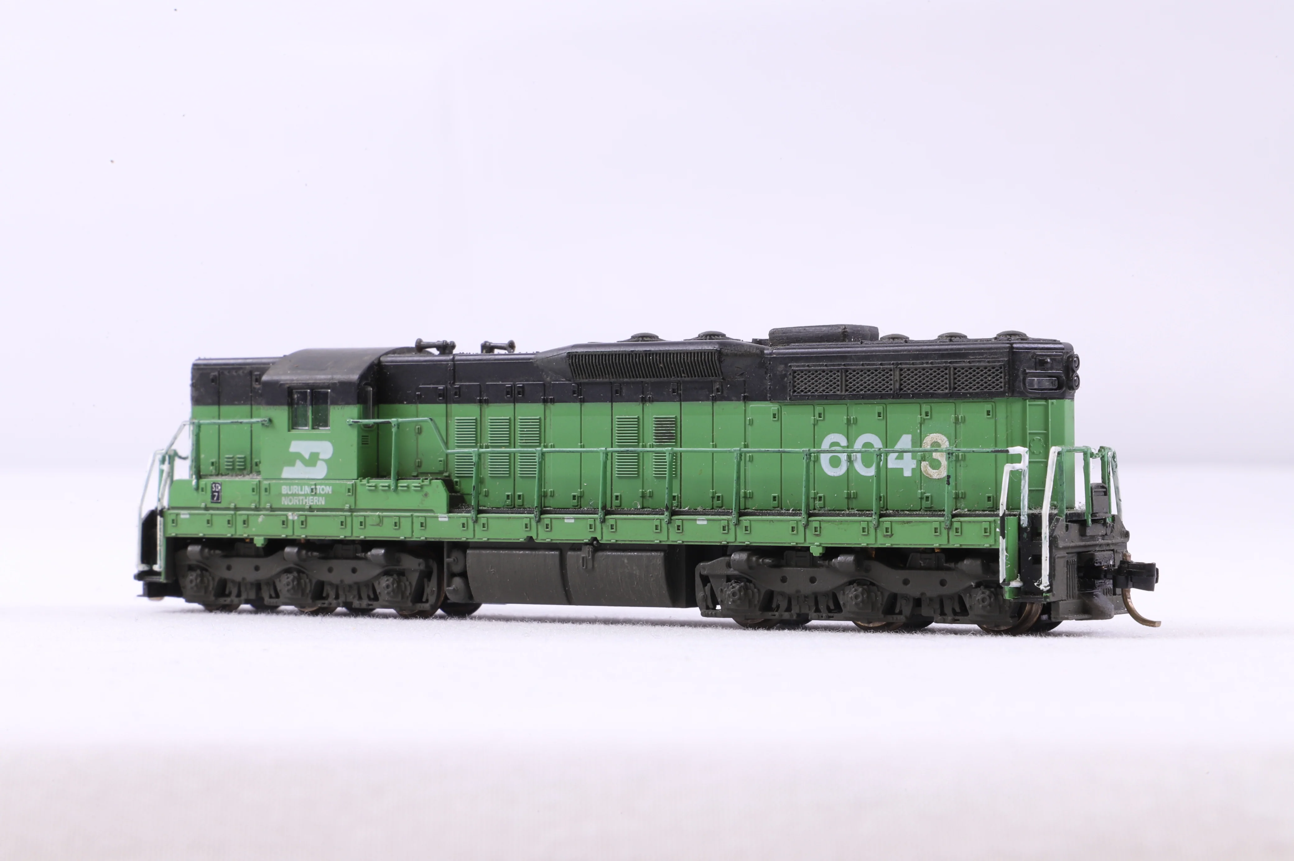 Atlas N 4517 EMD SD7 Burlington Northern '6043', Renumbered - Image 2