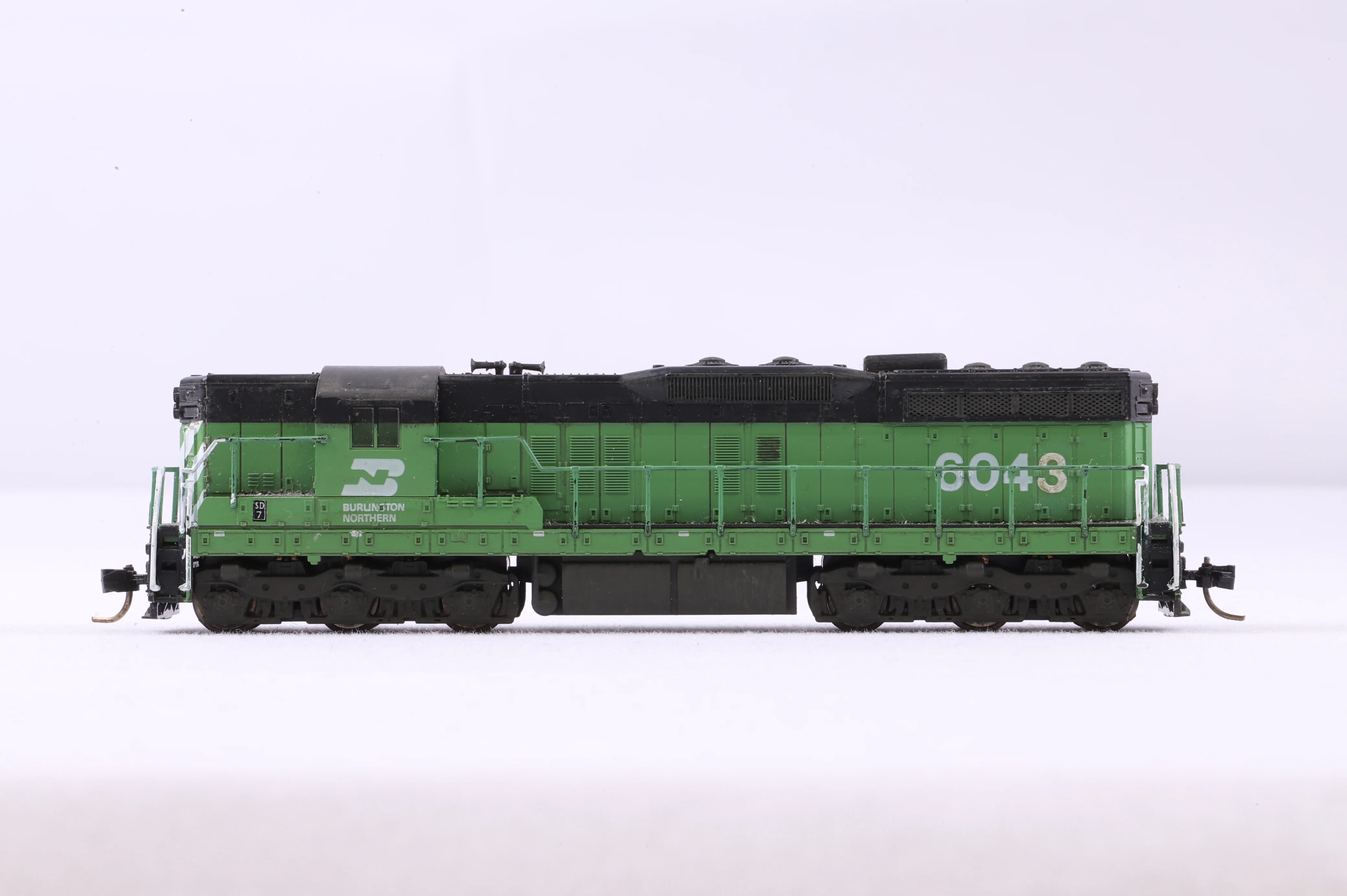 Atlas N 4517 EMD SD7 Burlington Northern '6043', Renumbered - Image 3