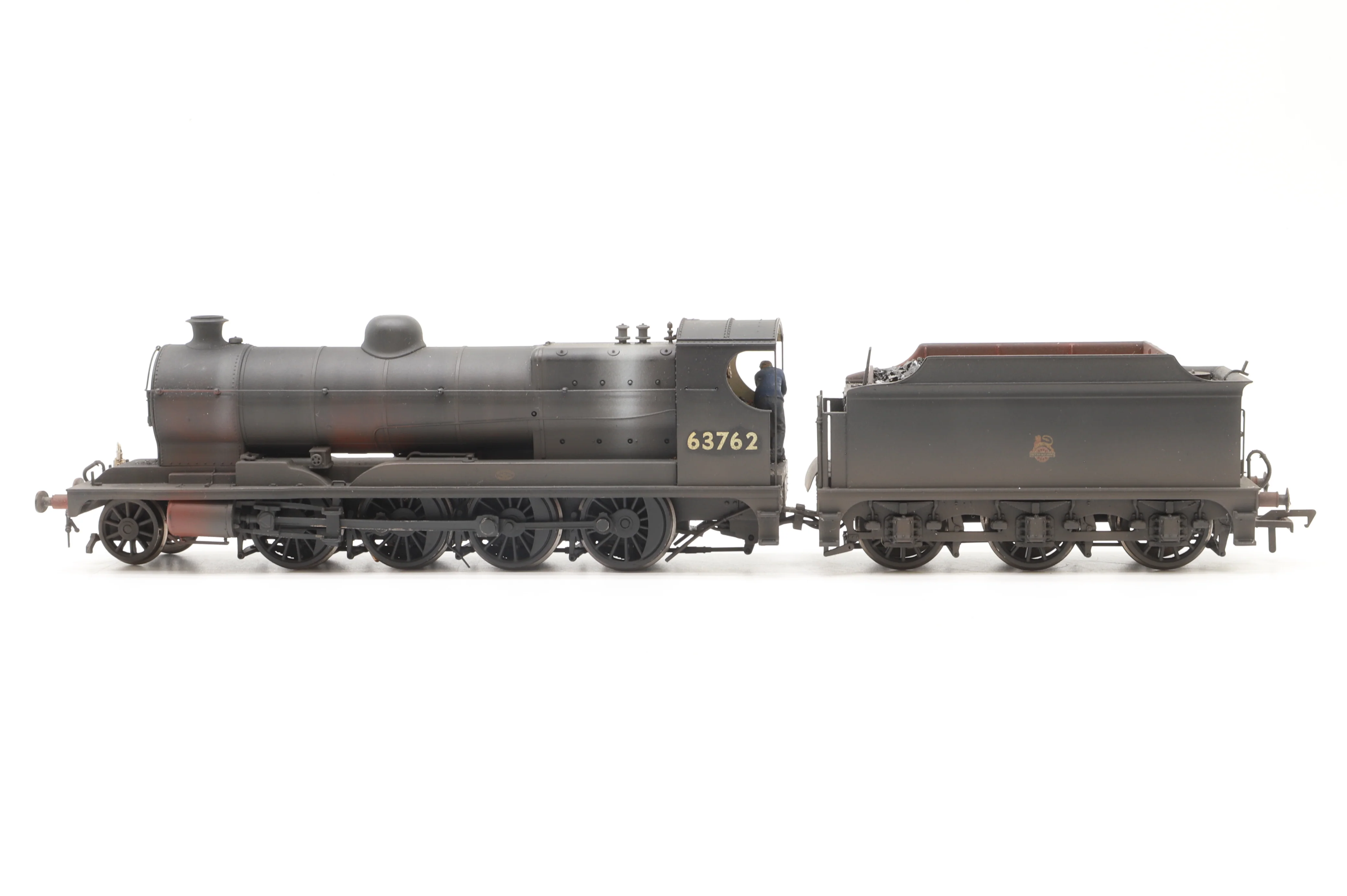Bachmann OO 31-004A Robinson Class 04 '63762' BR Black Early Emblem Weathered DCC Sound - Image 2