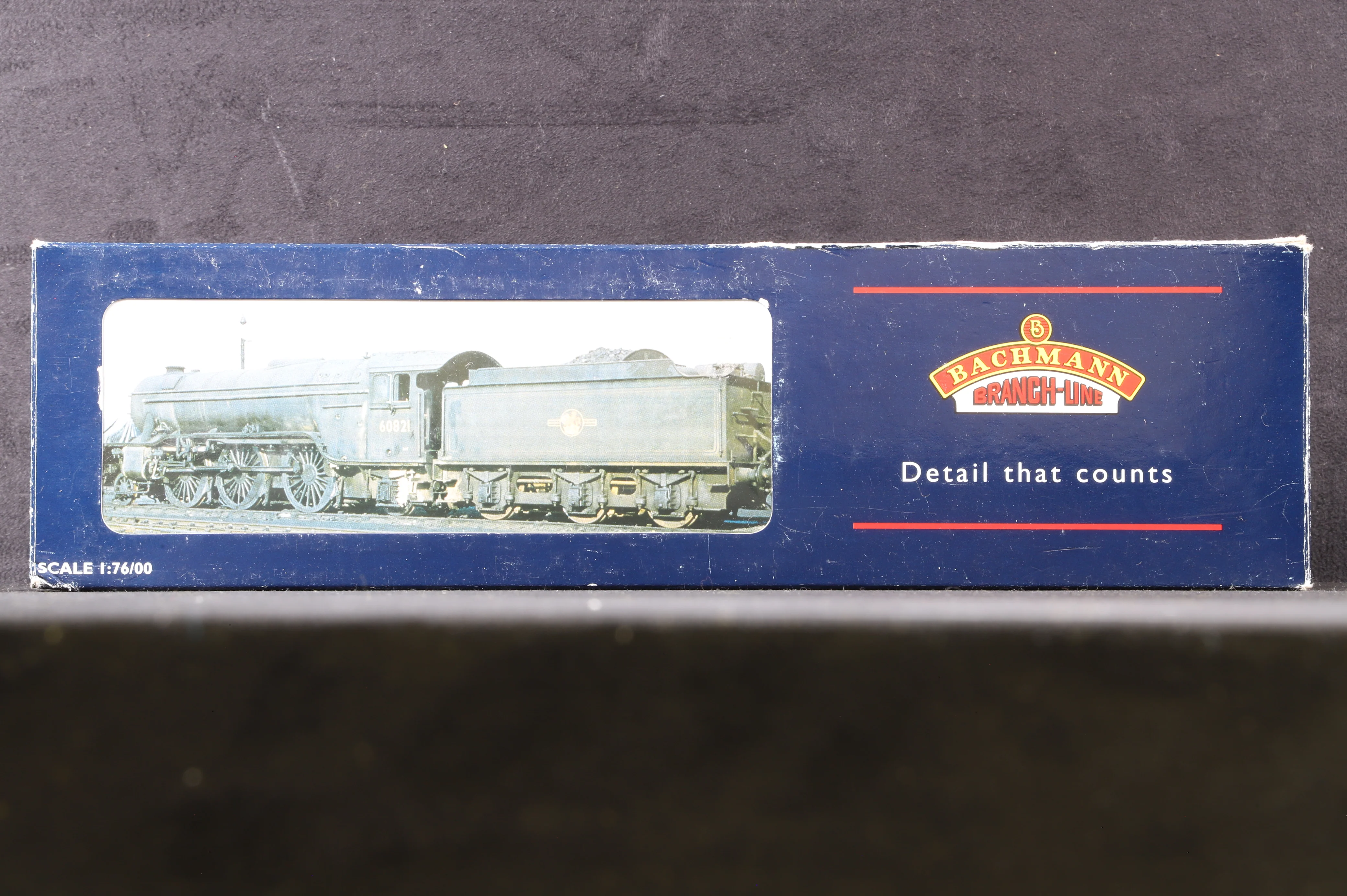 Bachmann OO 31-561 V2 60825 in BR Green w/ Late Crests