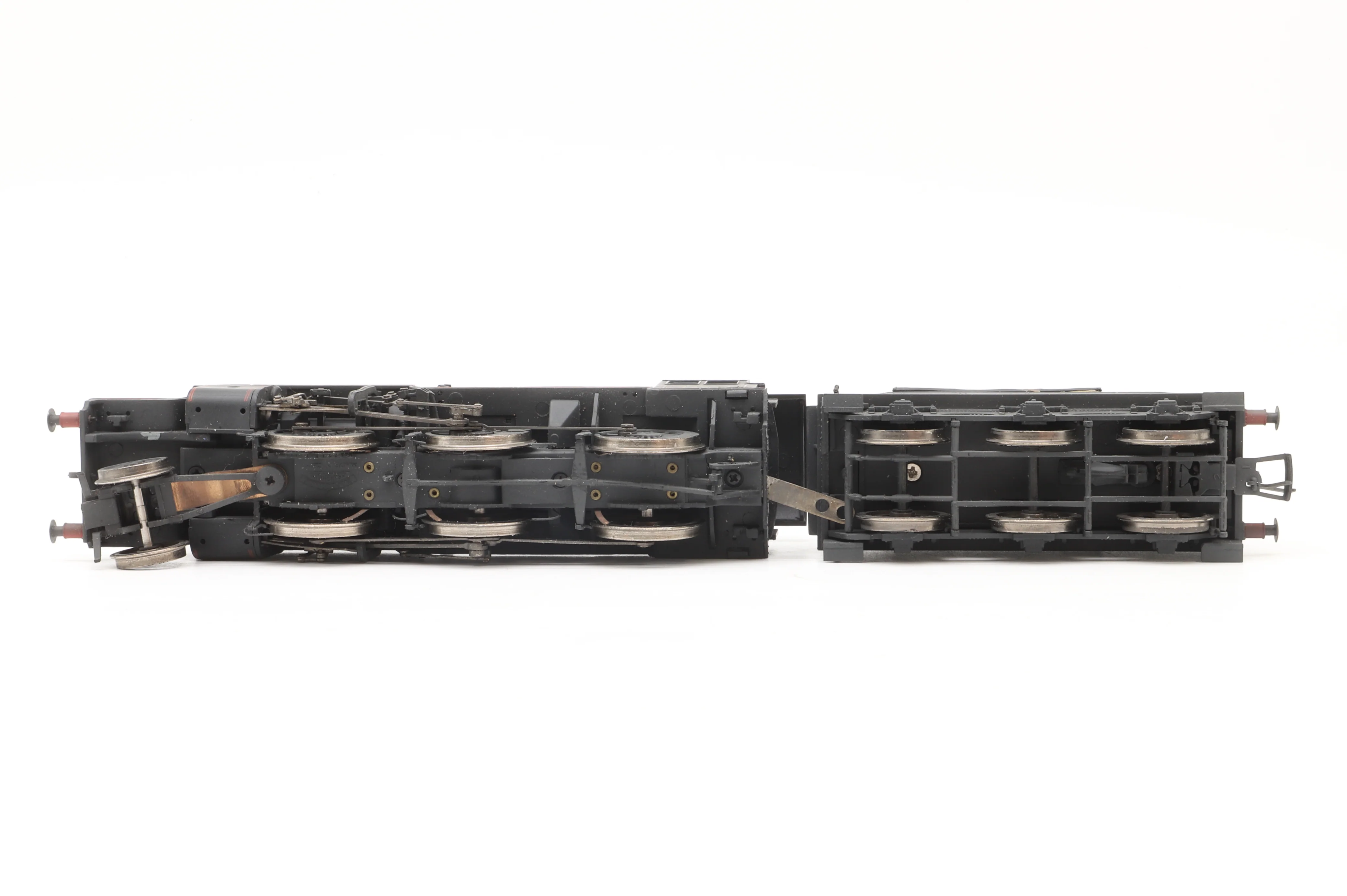 Bachmann OO 32-179 Crab '42942' BR Lined Black Early Emblem Weathered - Image 4