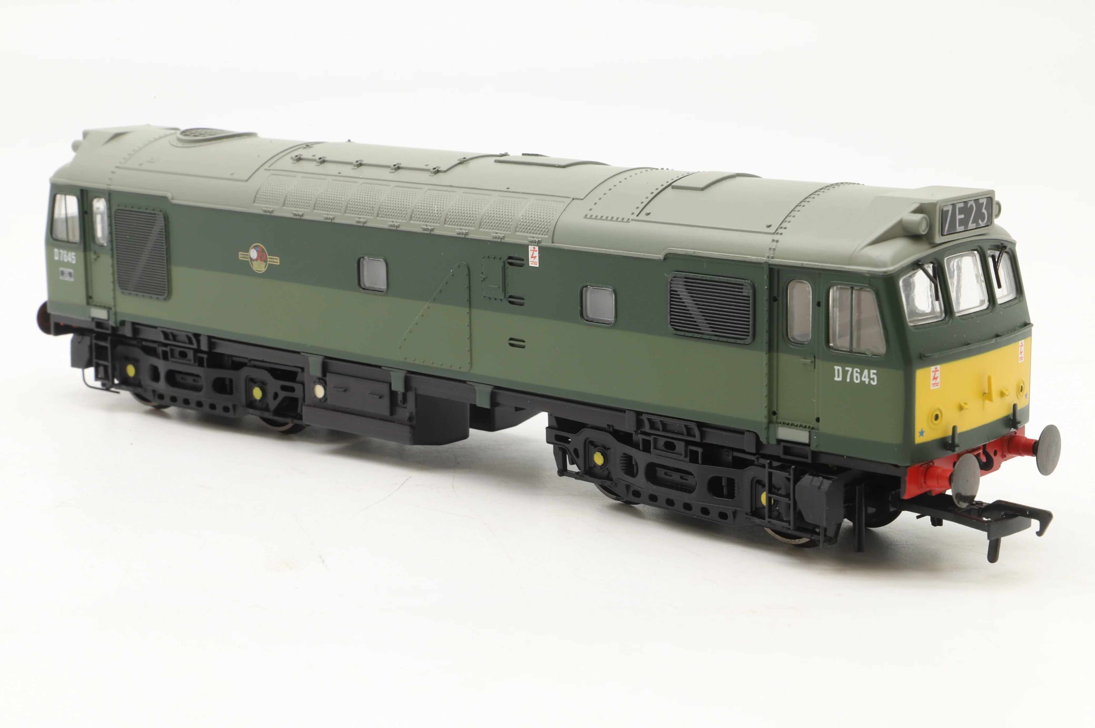Bachmann OO 32-400 Class 25/3 Diesel BR Green 'D7645' - Image 2