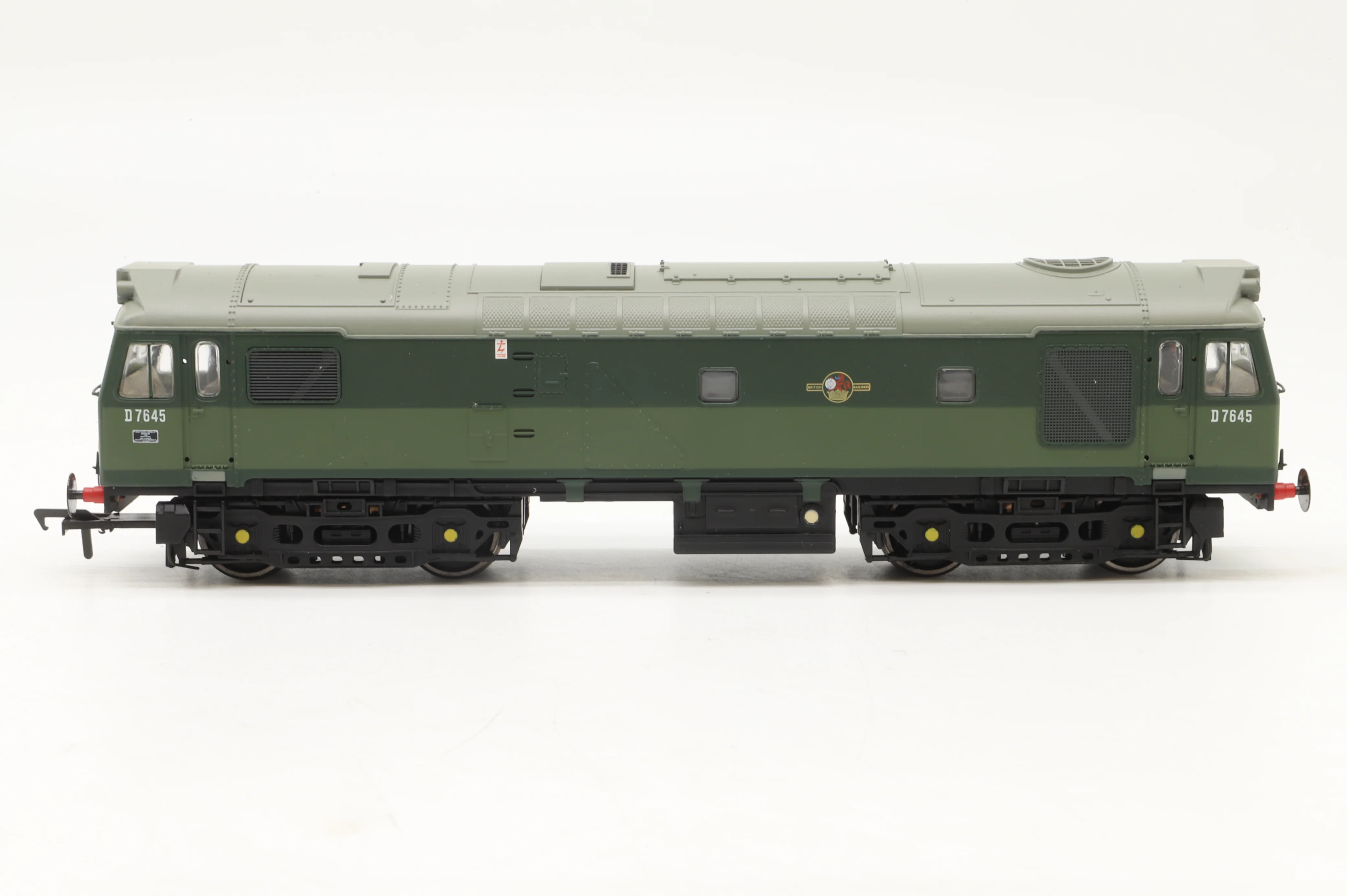 Bachmann OO 32-400 Class 25/3 Diesel BR Green 'D7645' - Image 4