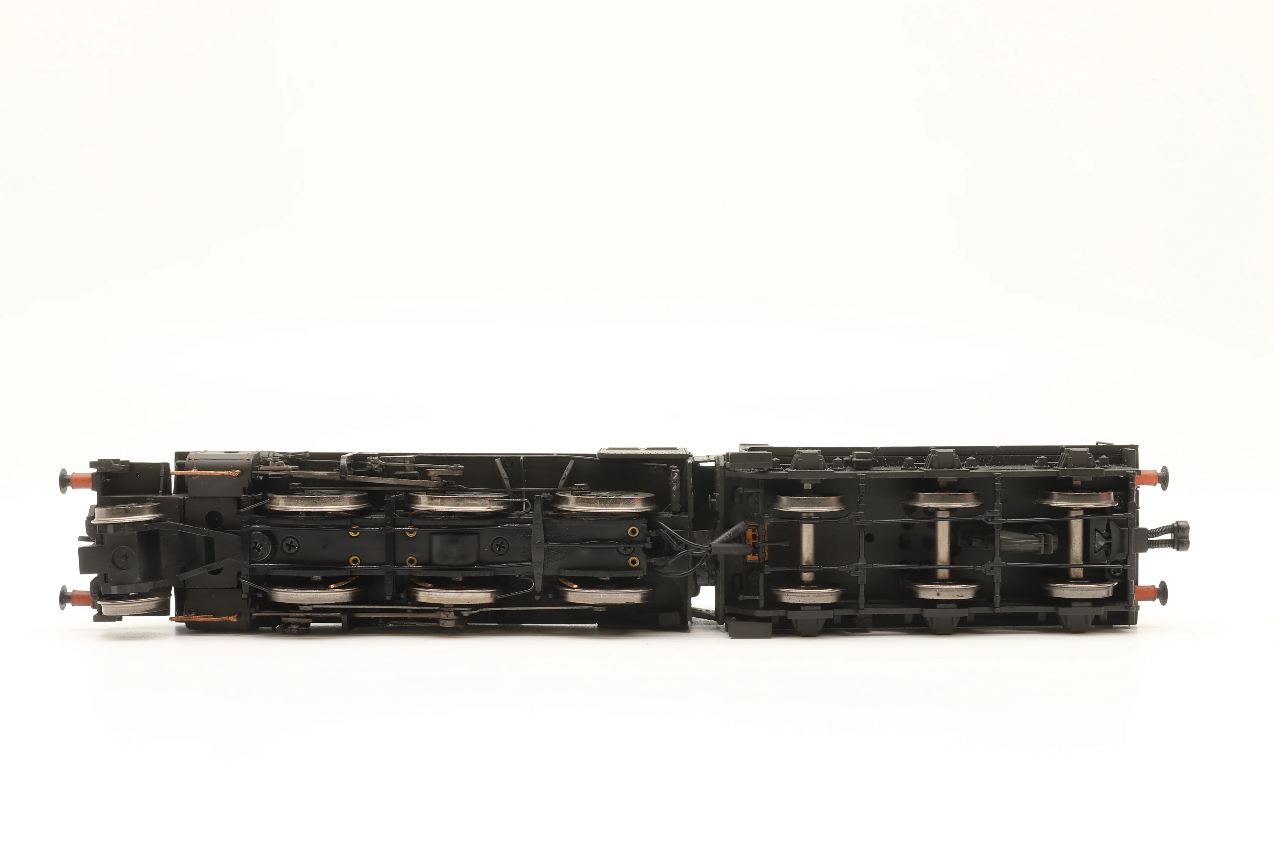 Bachmann OO 32-828A Ivatt Class 2MT 2-6-0 '46526' BR Green L/C Weathered DCC Sound - Image 3