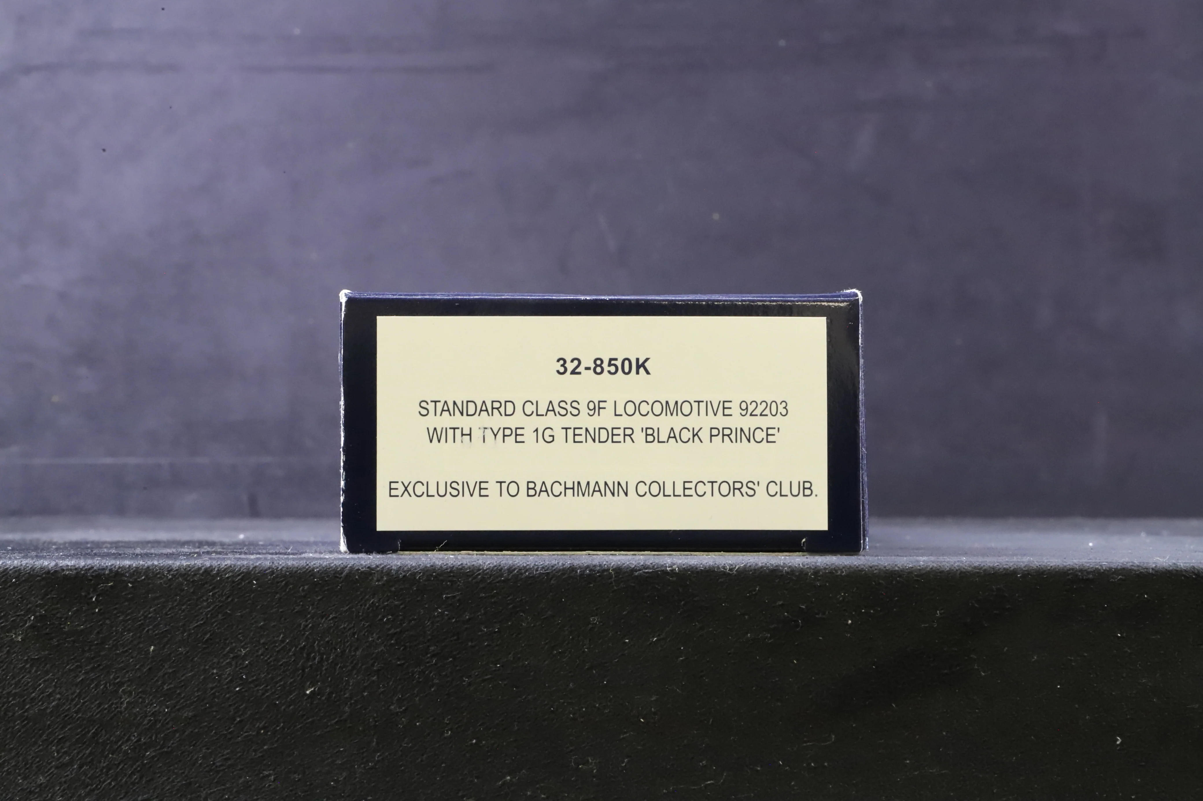 Bachmann OO 32-850K Standard Class 9F '92203' 'Black Prince' BR Black L/C 1G Tender Excl. Bachmann Collectors' Club - Image 3