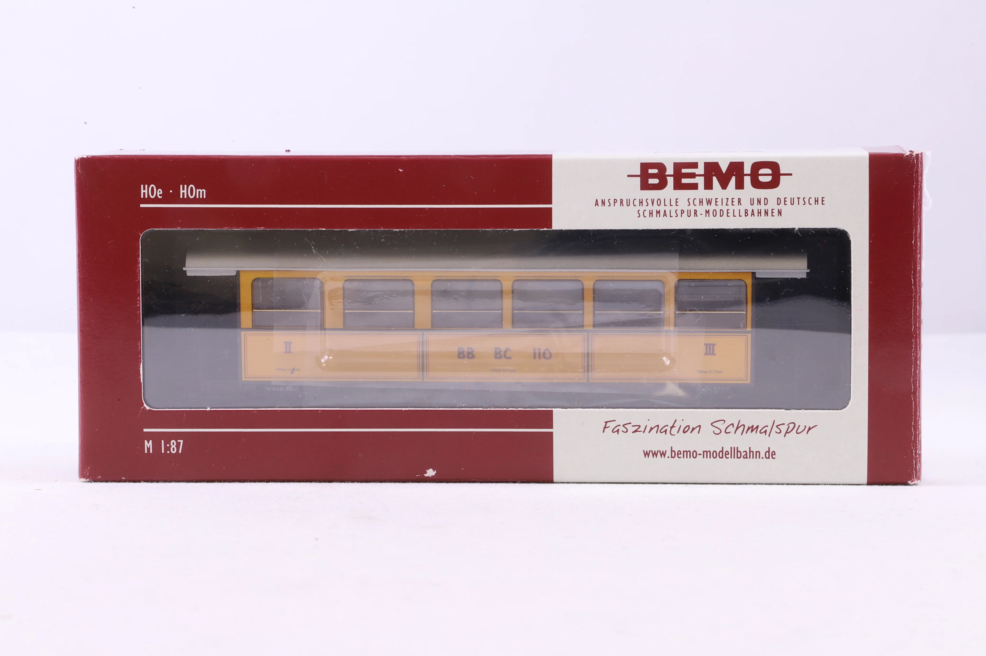 Bemo HOm 3233-160 2-Axle 2nd Class Passenger Coach 'Mesolcines' Rhaetian Railway