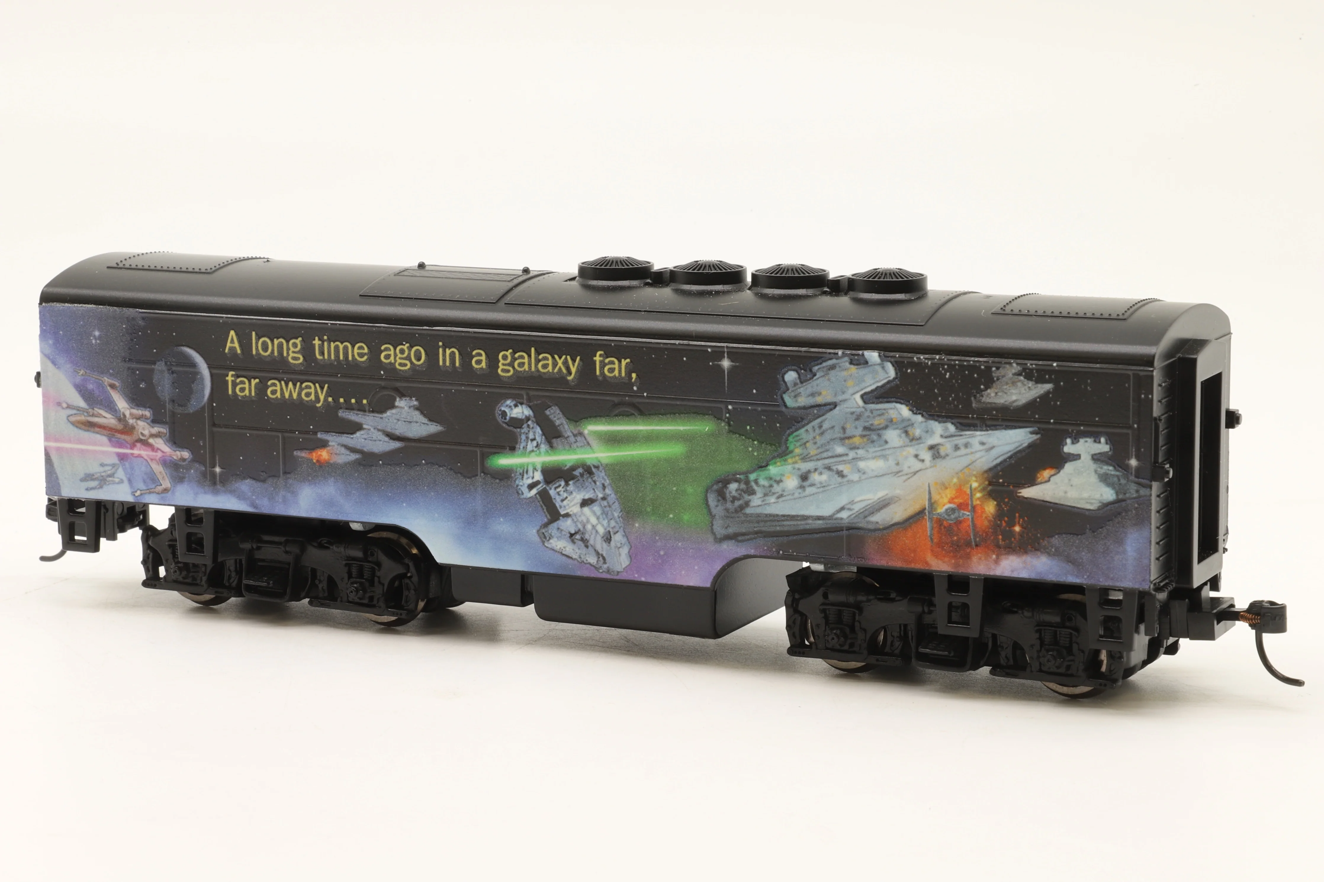 Bradford Exchange HO Star Wars Glow In The Dark Train Set - Image 5
