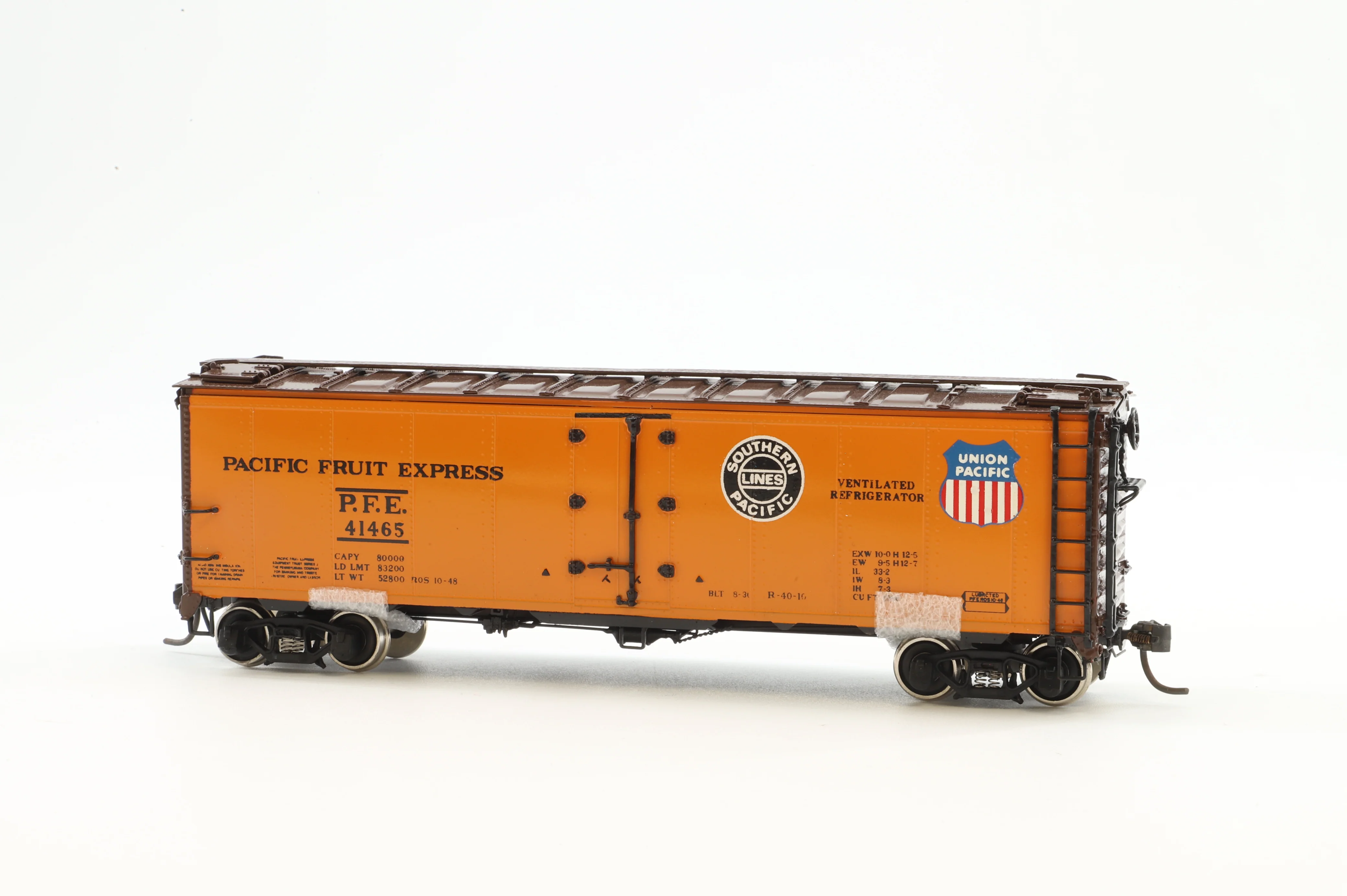 Challenger Imports HO Brass 2136.1 PFE Ice Reefer Class R40-10 '41465' - Image 2