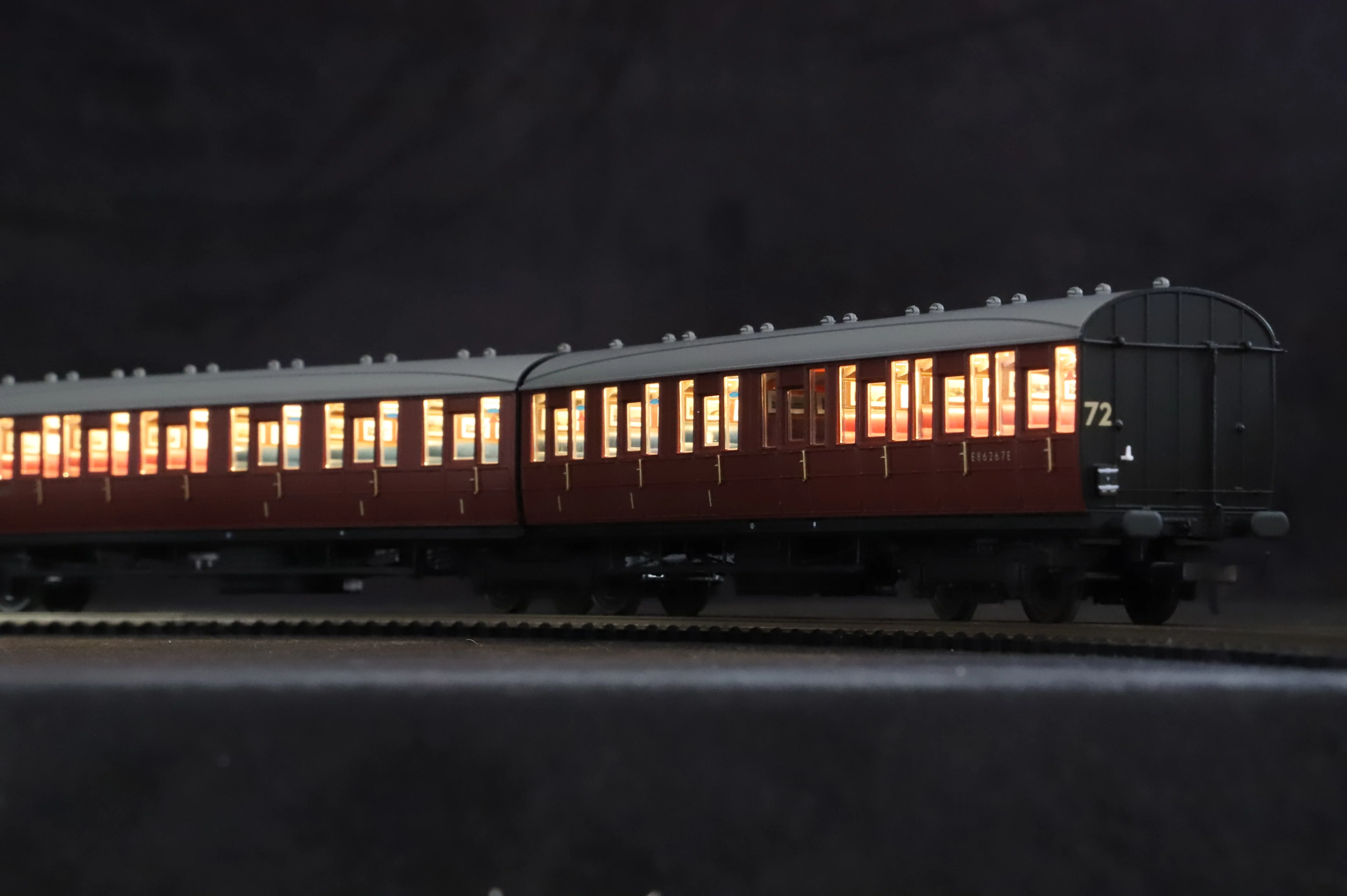 Clark Railworks OO Gauge C2003B Quad Art Set No. 72, BR Maroon - Image 4