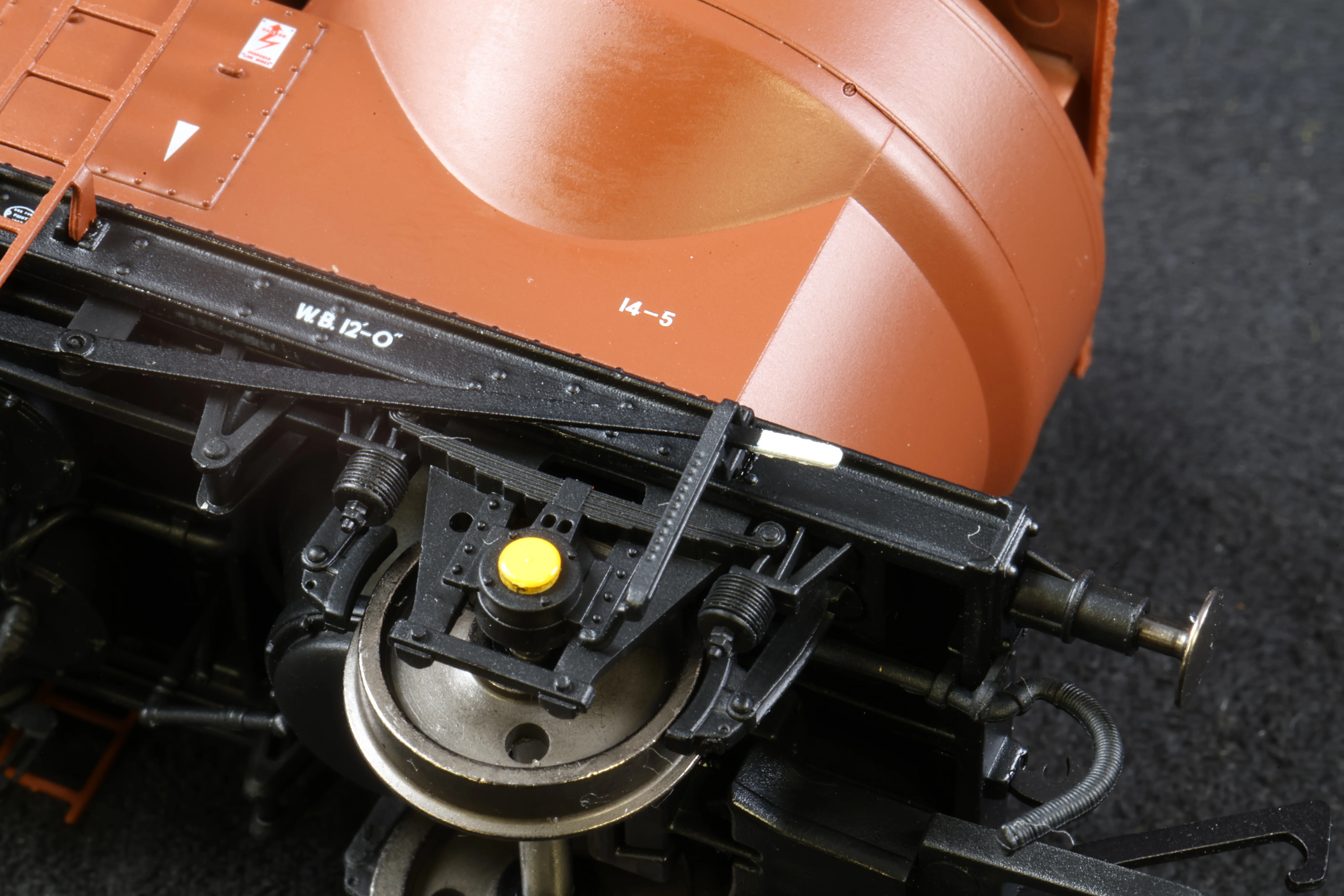 Clark Railworks OO Gauge C3041 BR Bauxite Prestwin Wagons (3-Pcs), B873400, B873402 & B873760 (Pre-TOPS) - Image 6