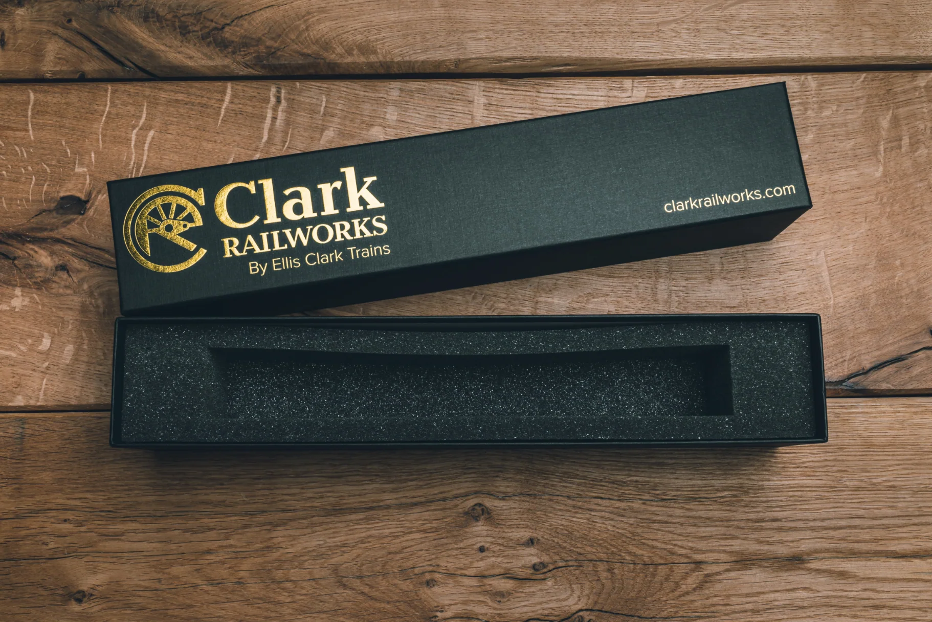 Clark Railworks C5000 OO/HO Gauge Loco Box, 340mm - Image 5