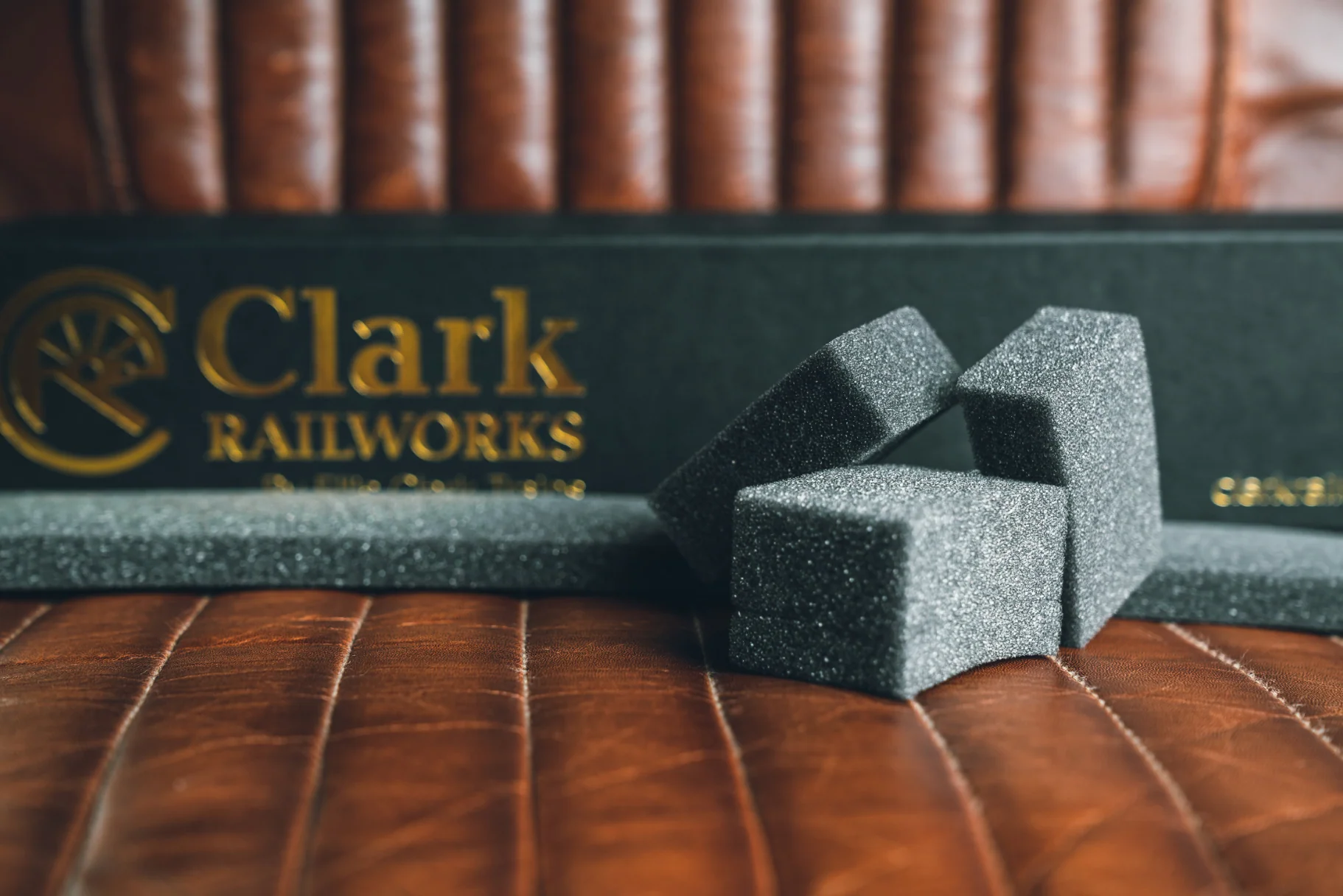 Clark Railworks C5000 OO/HO Gauge Loco Box, 340mm - Image 6