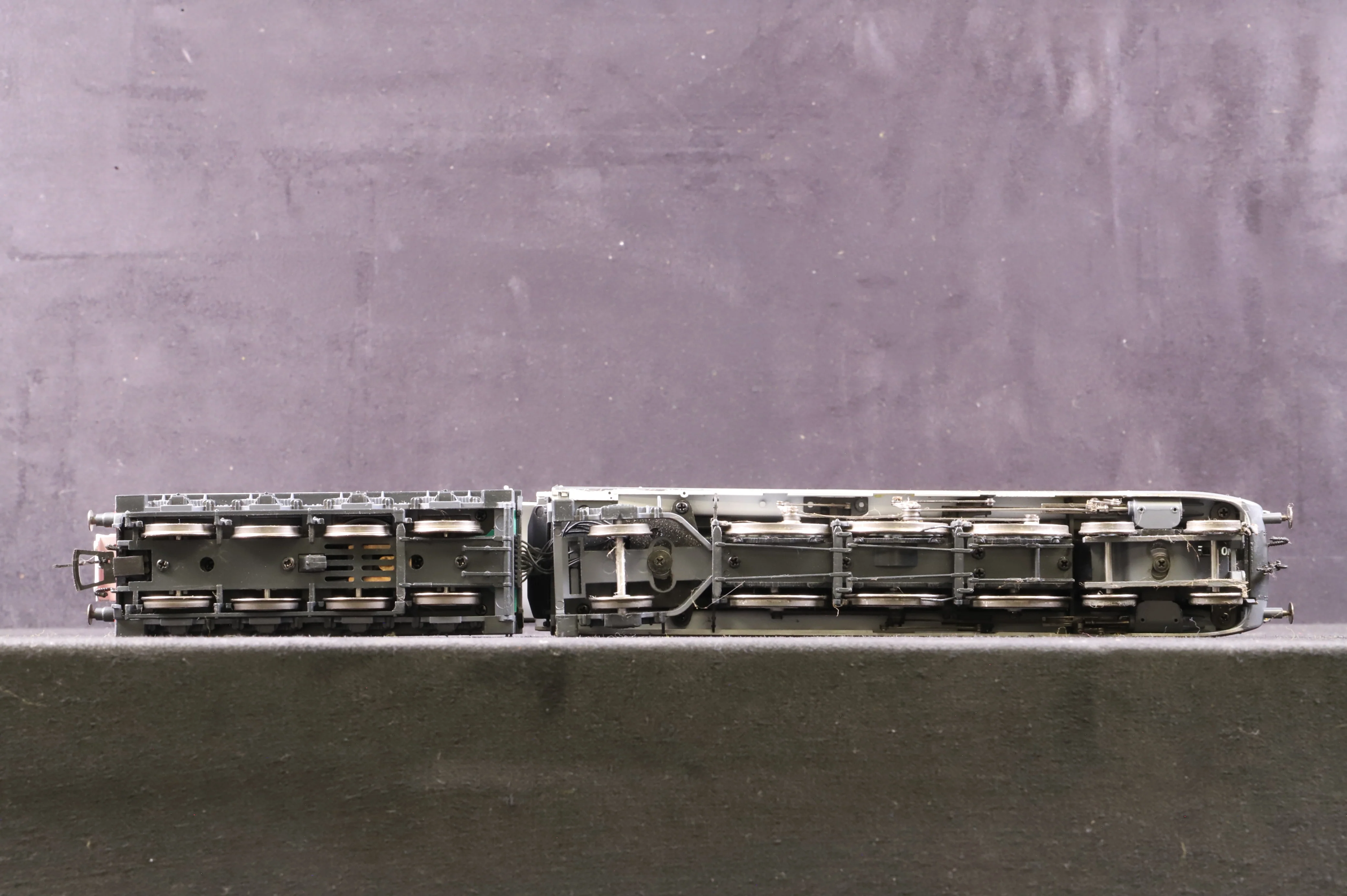Dapol Black Label OO BL-001-005 Class A4 '2512' 'Silver Fox' LNER Silver DCC Sound & Smoke - Image 3