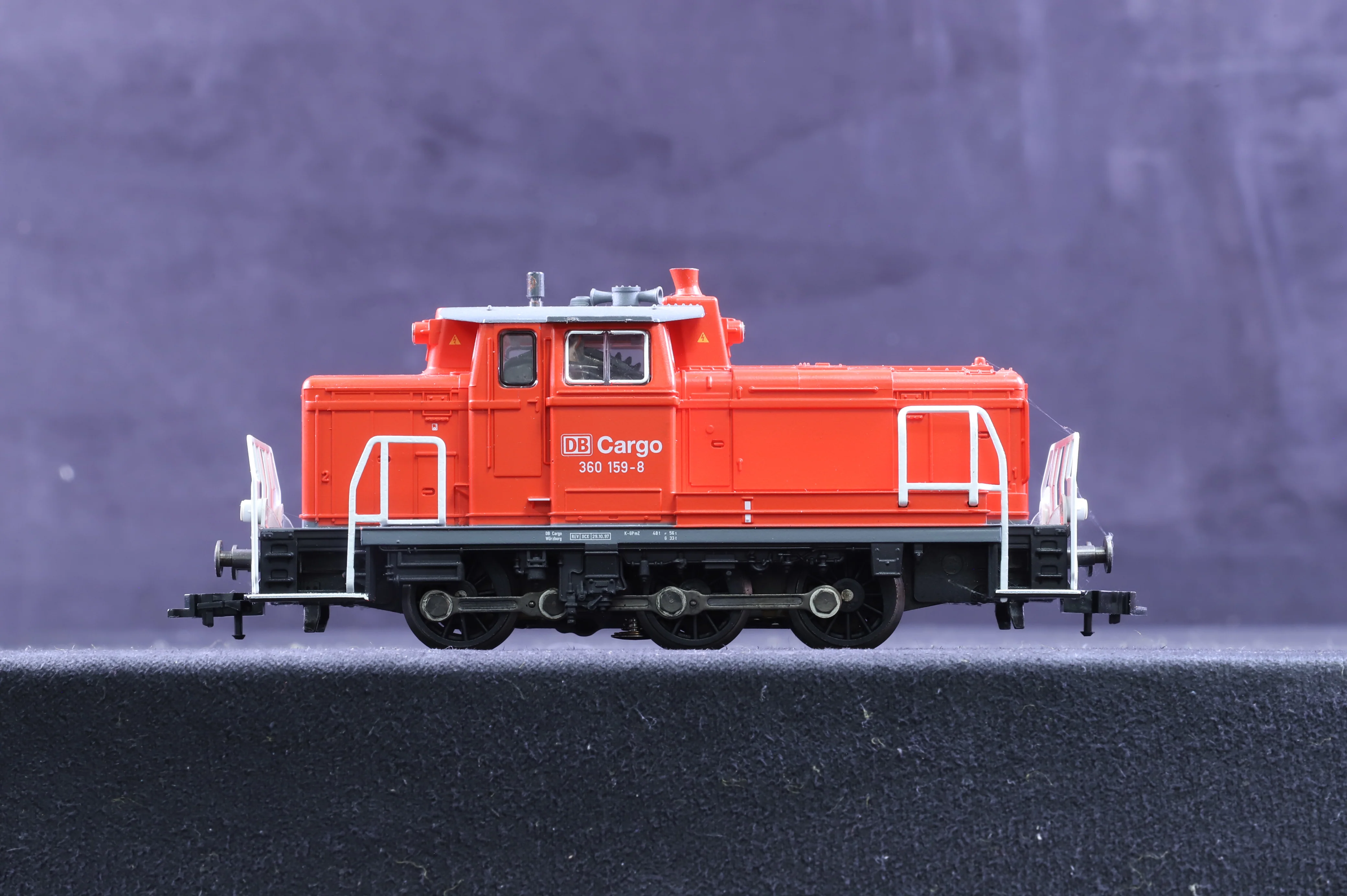 Fleischmann HO 4223 BR 360 in DB Cargo Red - Image 2