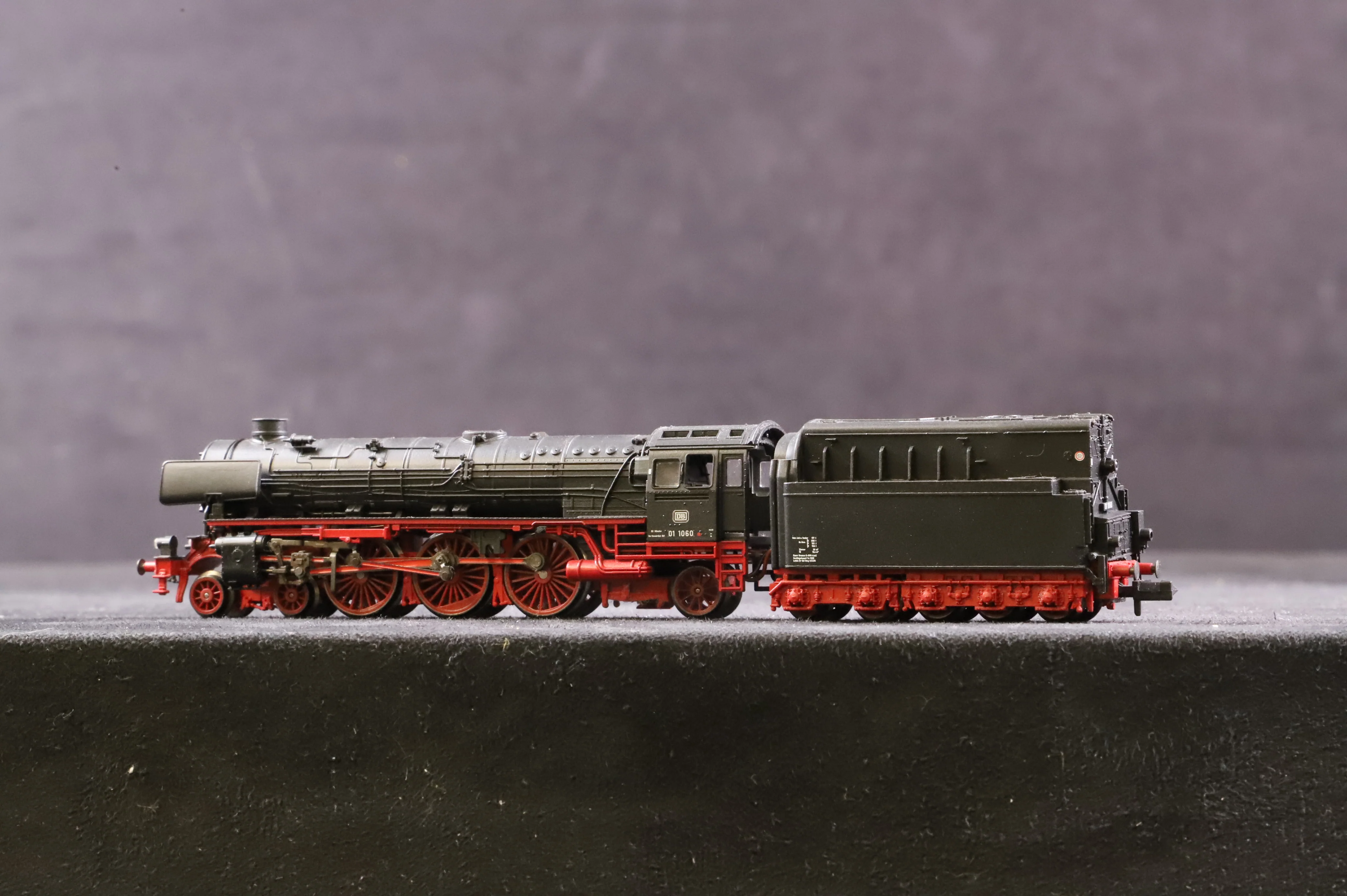 Fleischmann N 716901 Steam Locomotive BR 01.10 DCC Fitted - Image 2