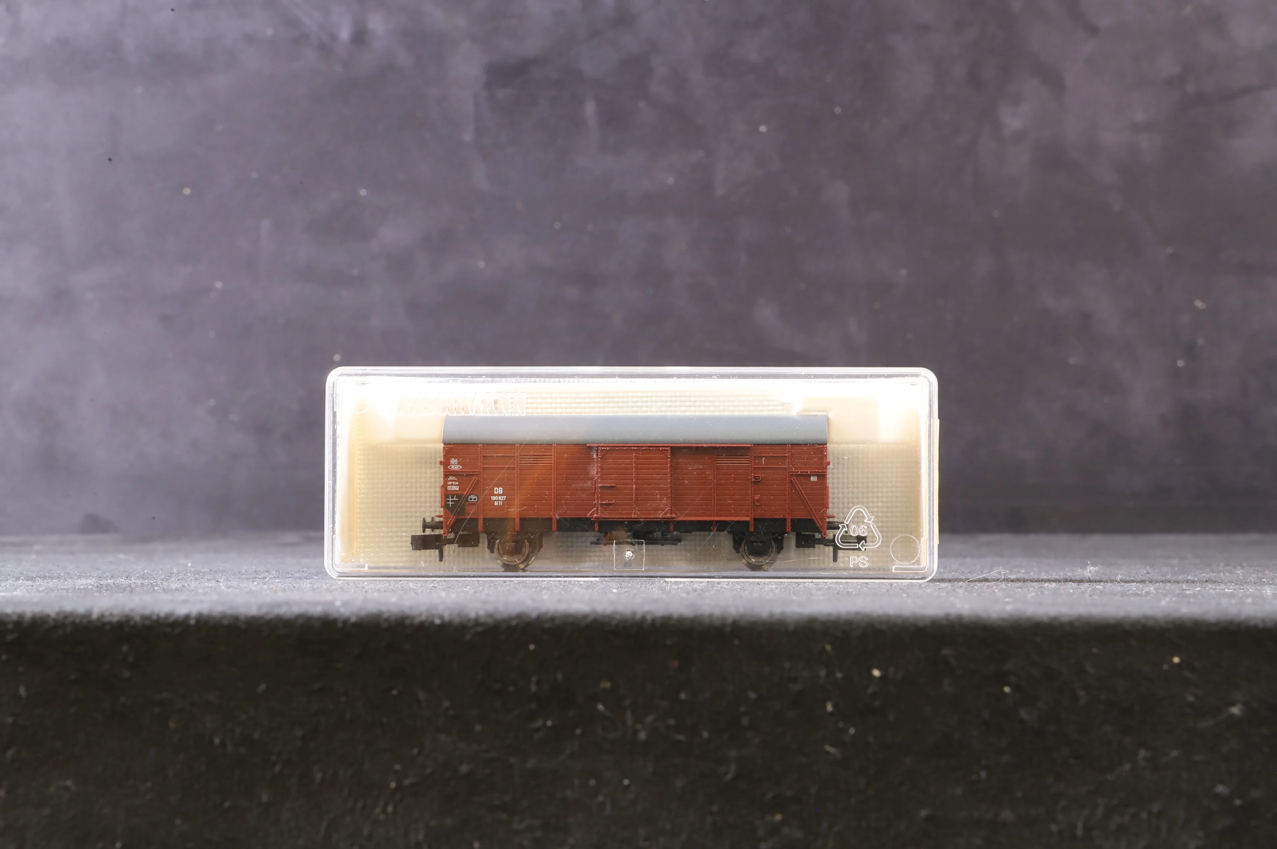 Fleischmann N 8314 Rake Of 7 DB Box Vans - Image 9