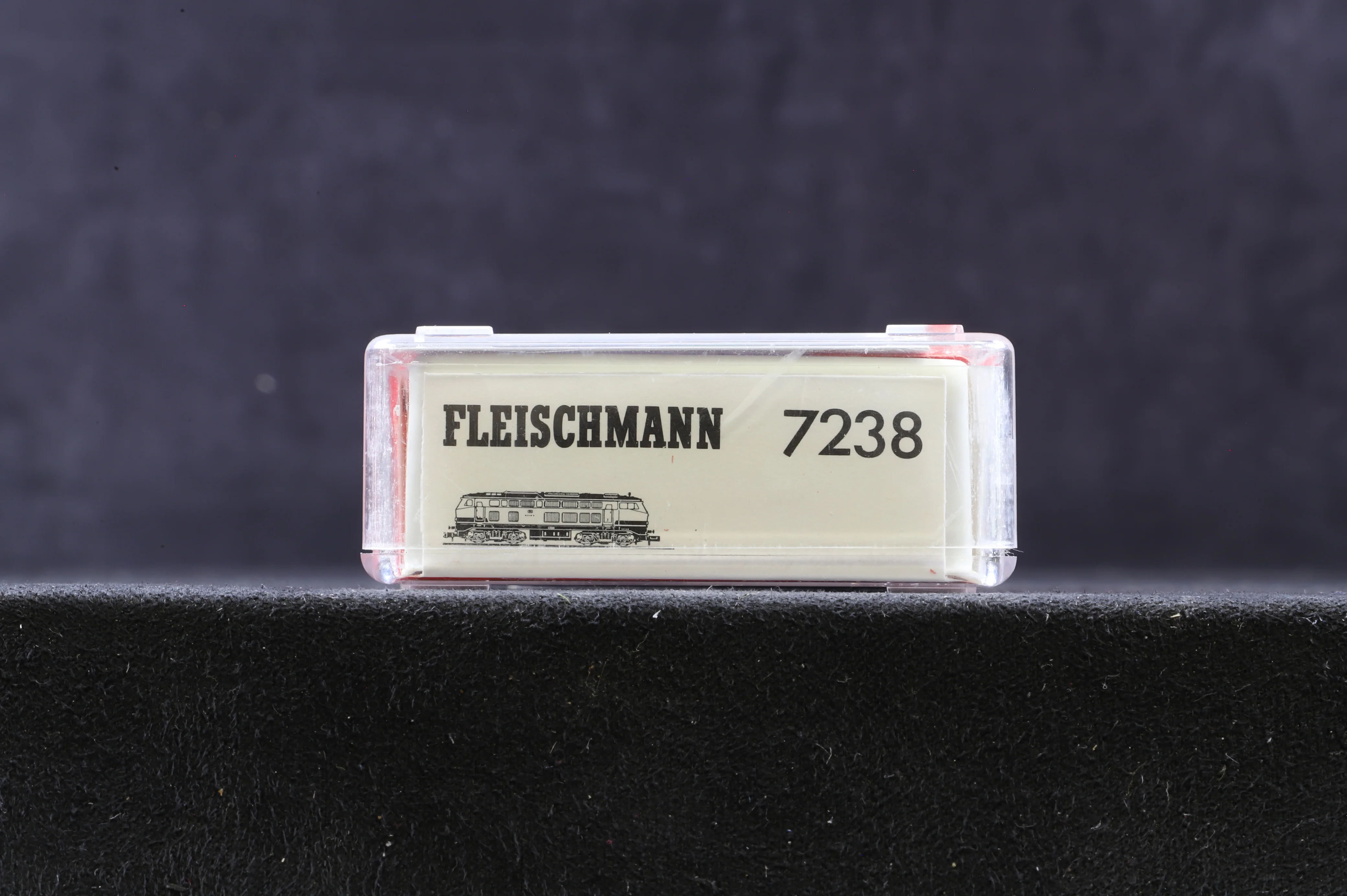 Fleischmann N Gauge 7238 DB BR 218 218390-3 in DB Red and Black - Image 6