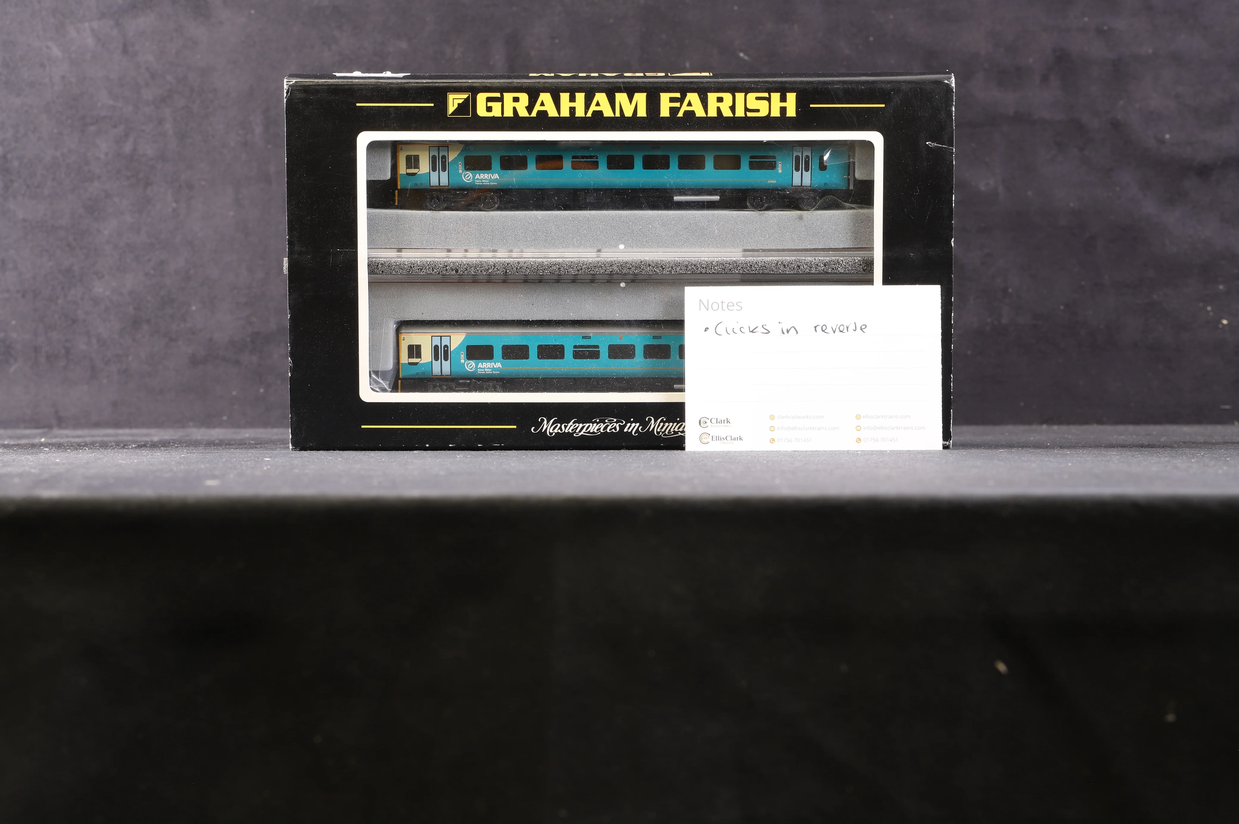 Graham Farish N 371-555 Class 158 2 Car DMU Arriva Trains Wales/Trenau Arriva Cymru '57823' - Image 3
