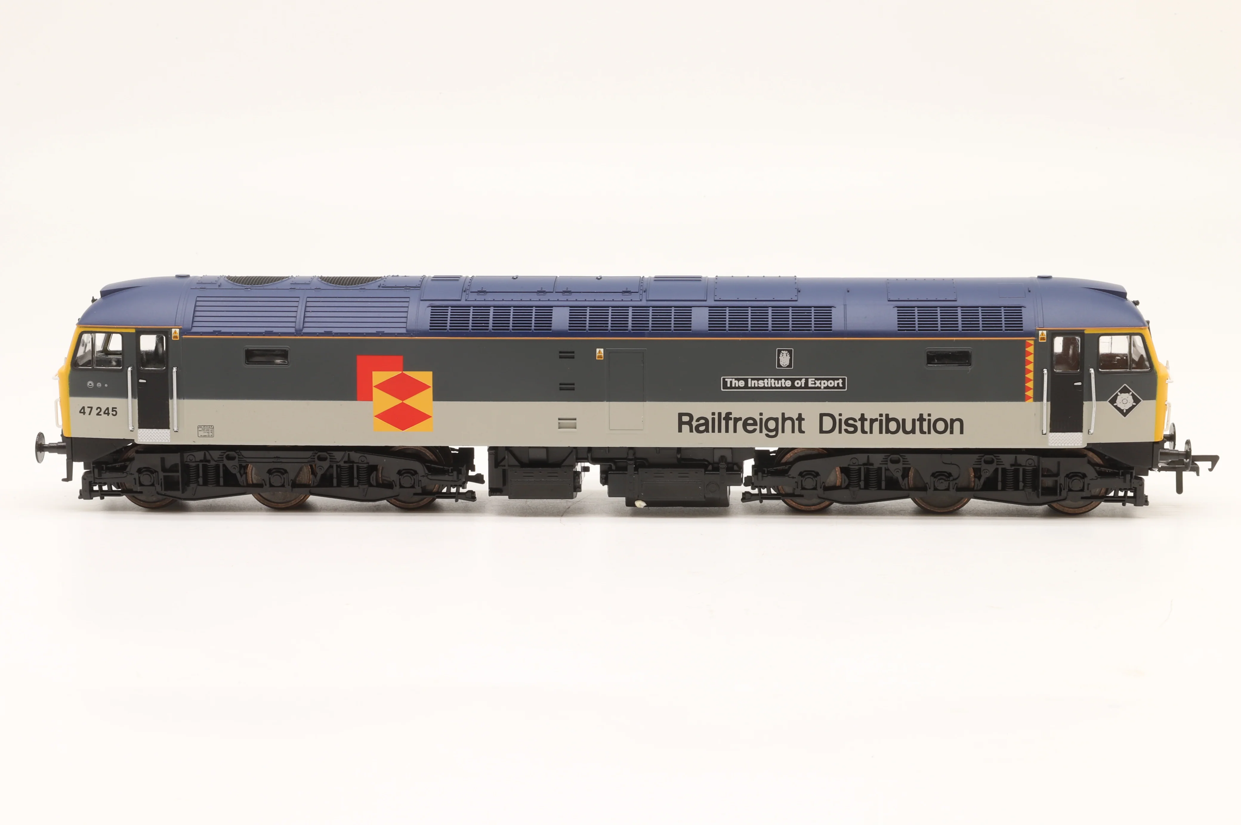 Heljan OO 4630 Class 47/0 '47245' 'The Institute of Export' Railfreight Distribution DCC Sound - Image 3