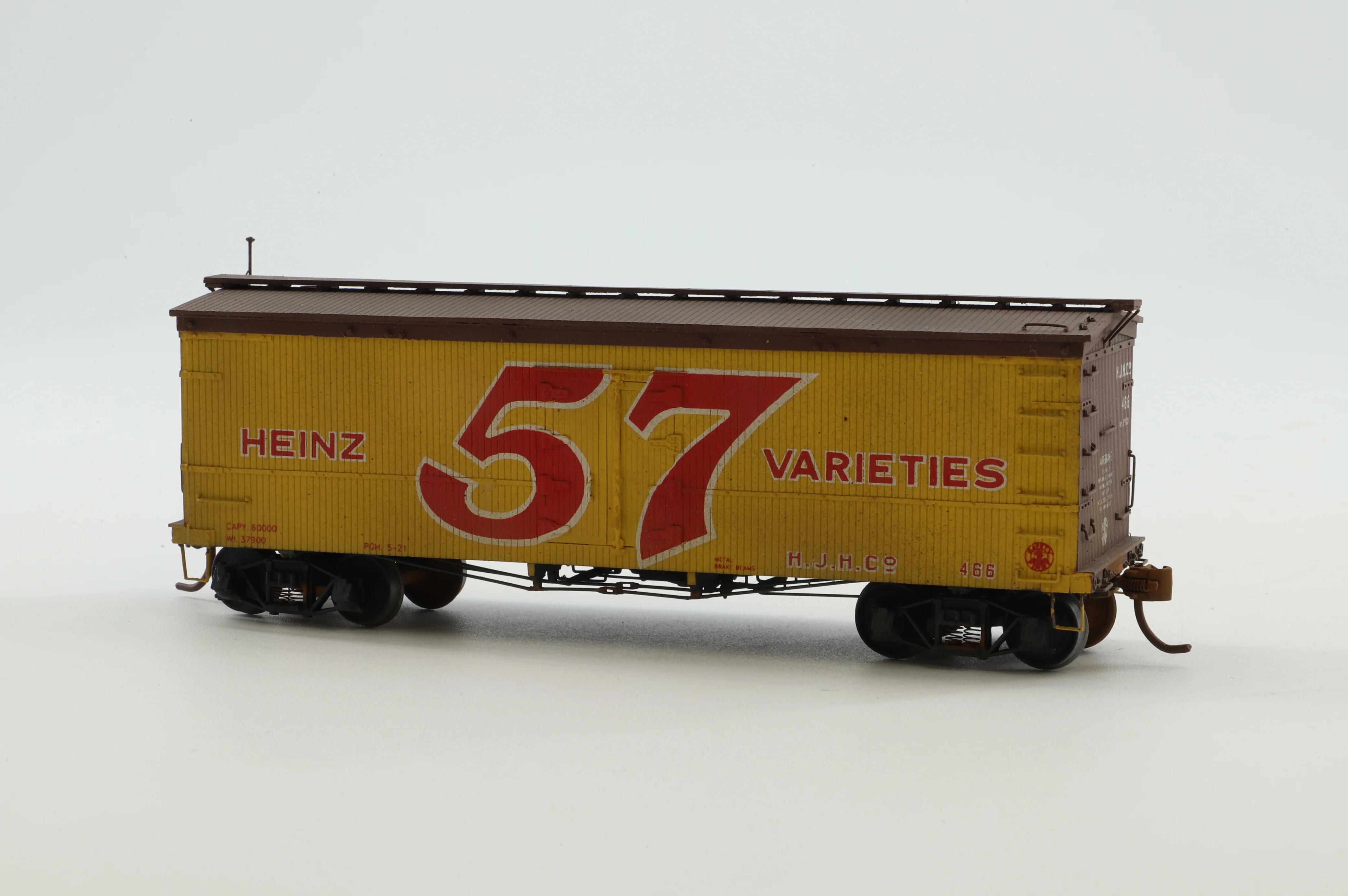 Westerfield HO Gauge Kit-Built BX-12 Box Car in a Heinz '57 Varieties' Custom Painted Livery - Weathered - Image 4
