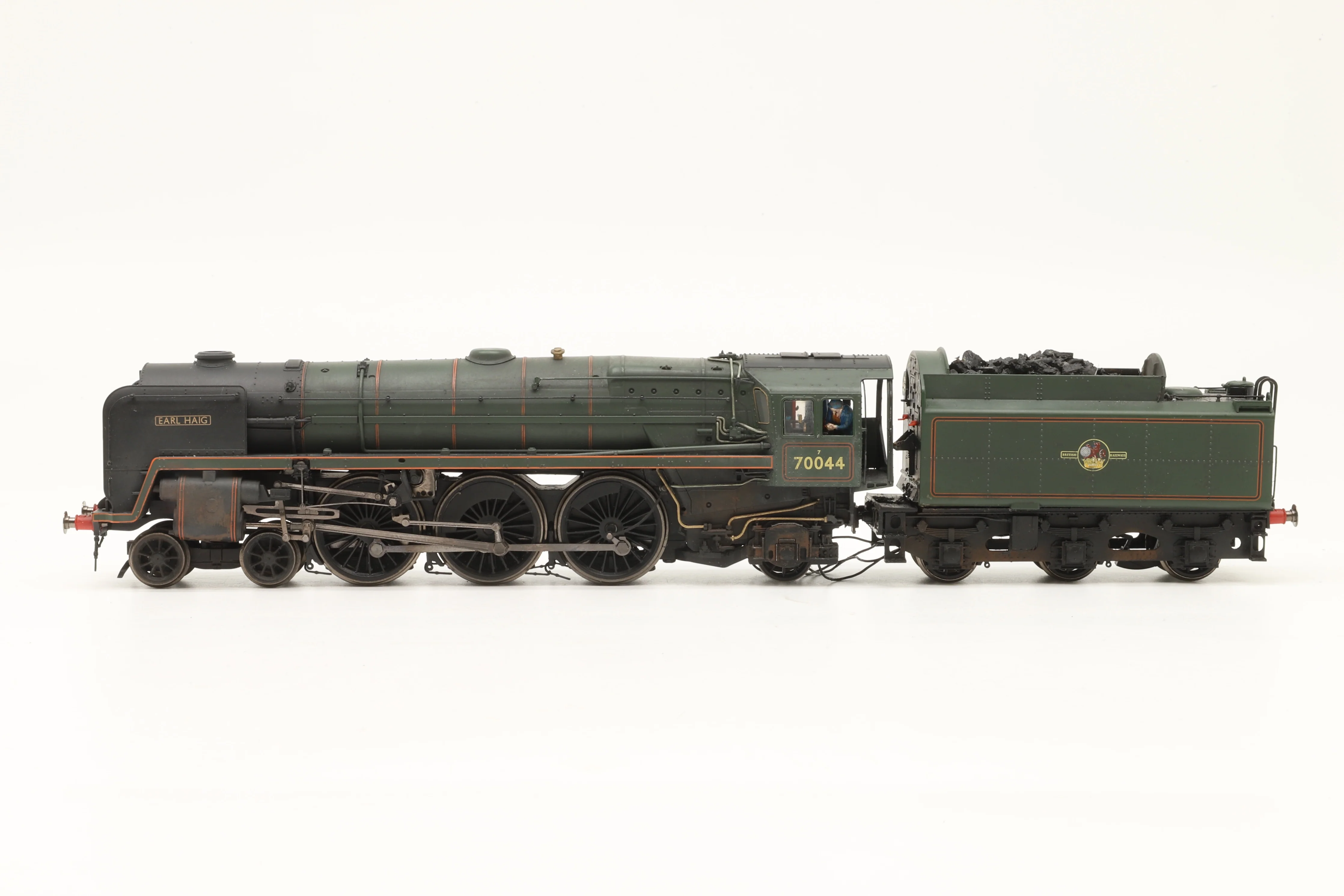 Hornby OO Britannia Class '70044' 'Earl Haig' BR Lined Green L/C Weathered DCC Sound - Image 3