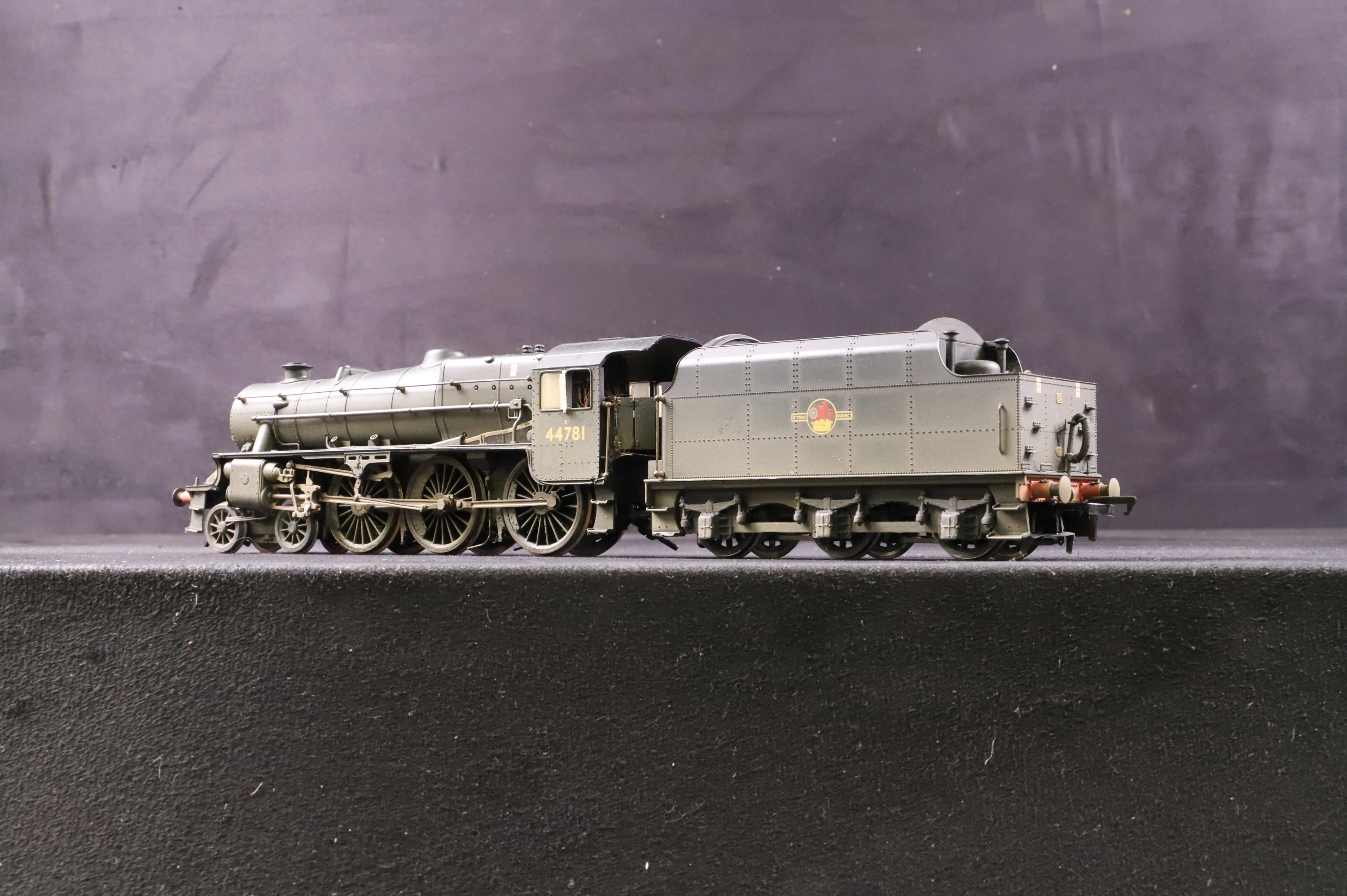Hornby OO R2258 BR 4-6-0 Class 5MT Loco '44781', Weathered - Image 2