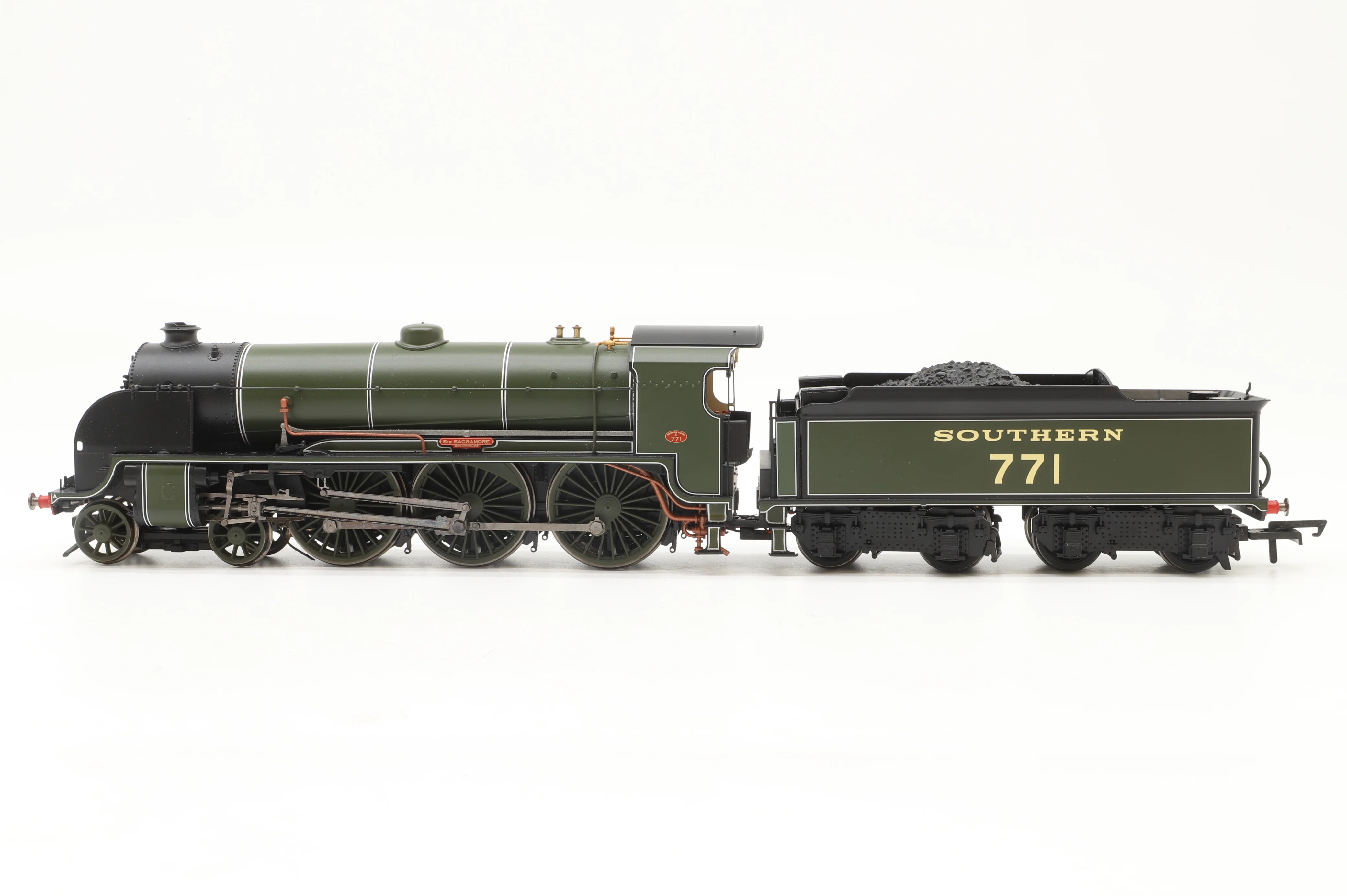 Hornby OO R3010X Class N15 '771' 'Sir Sagramore' Steam Locomotive SR Green DCC Fitted - Image 2