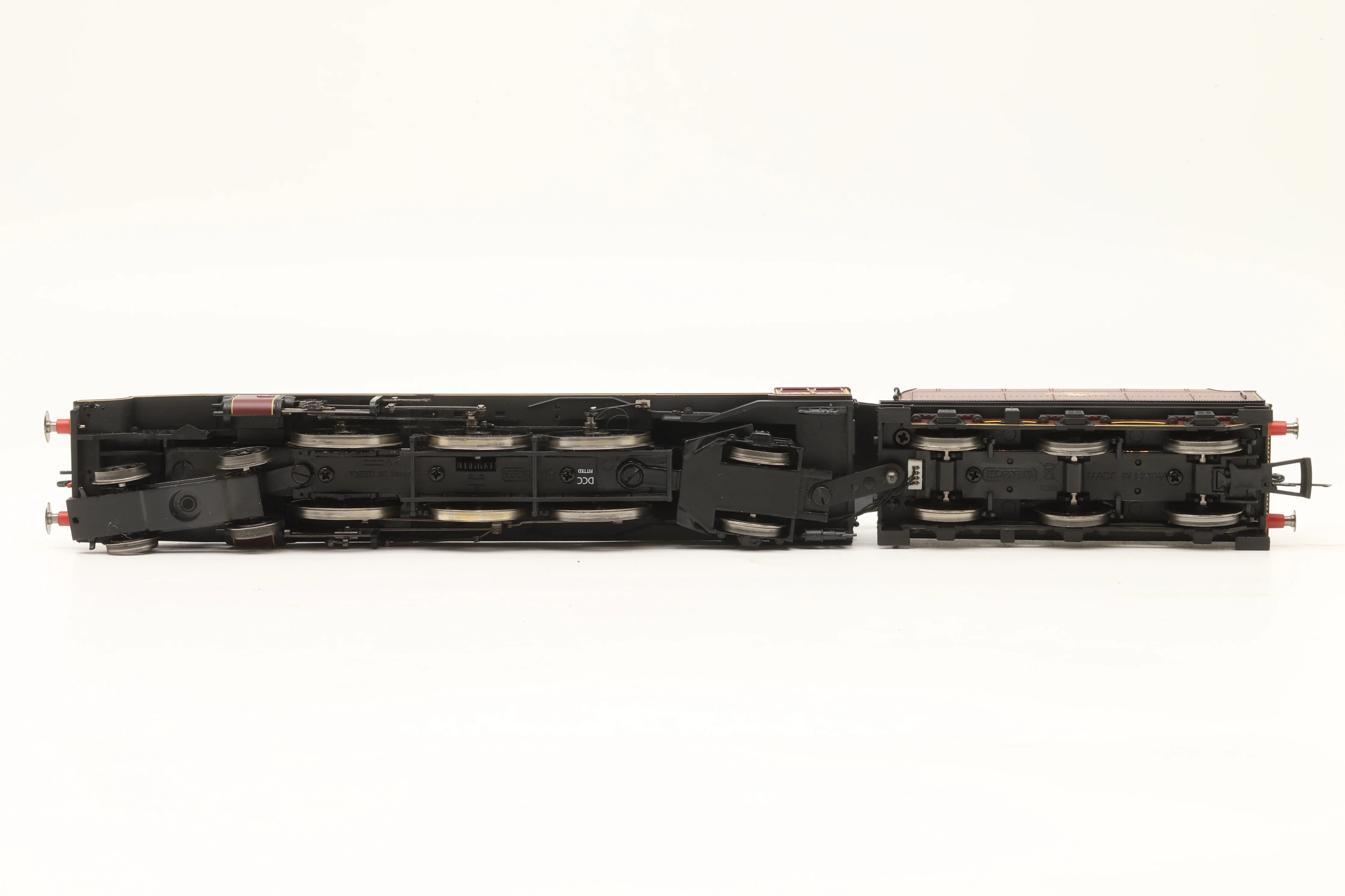 Hornby OO R3015X Princess Royal Class '46207' 'Princess Arthur Of Connaught' BR Lined MaroonL/C DCC Fitted - Image 4