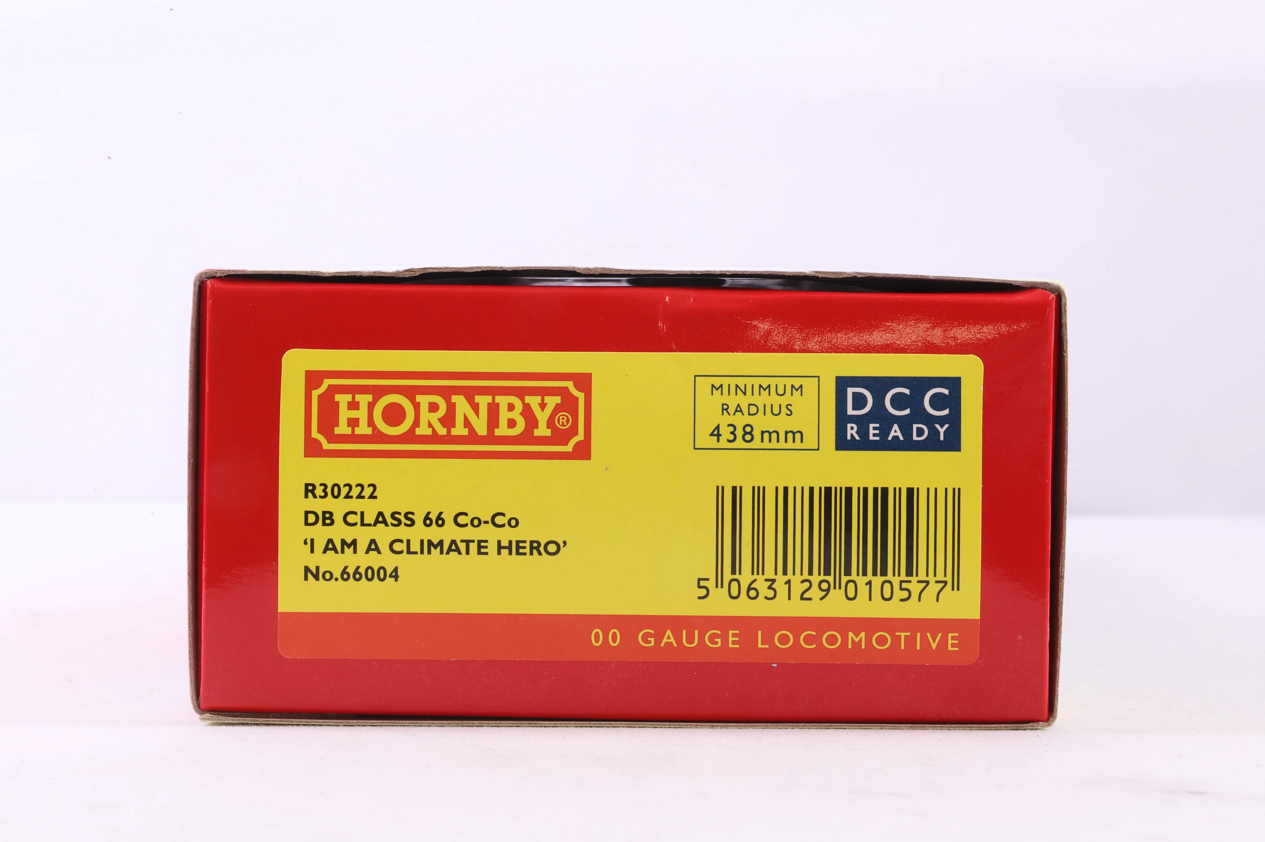 Hornby OO R30222 DB Class 66 Co-Co 'I Am A Climate Hero' '66044' - Image 3
