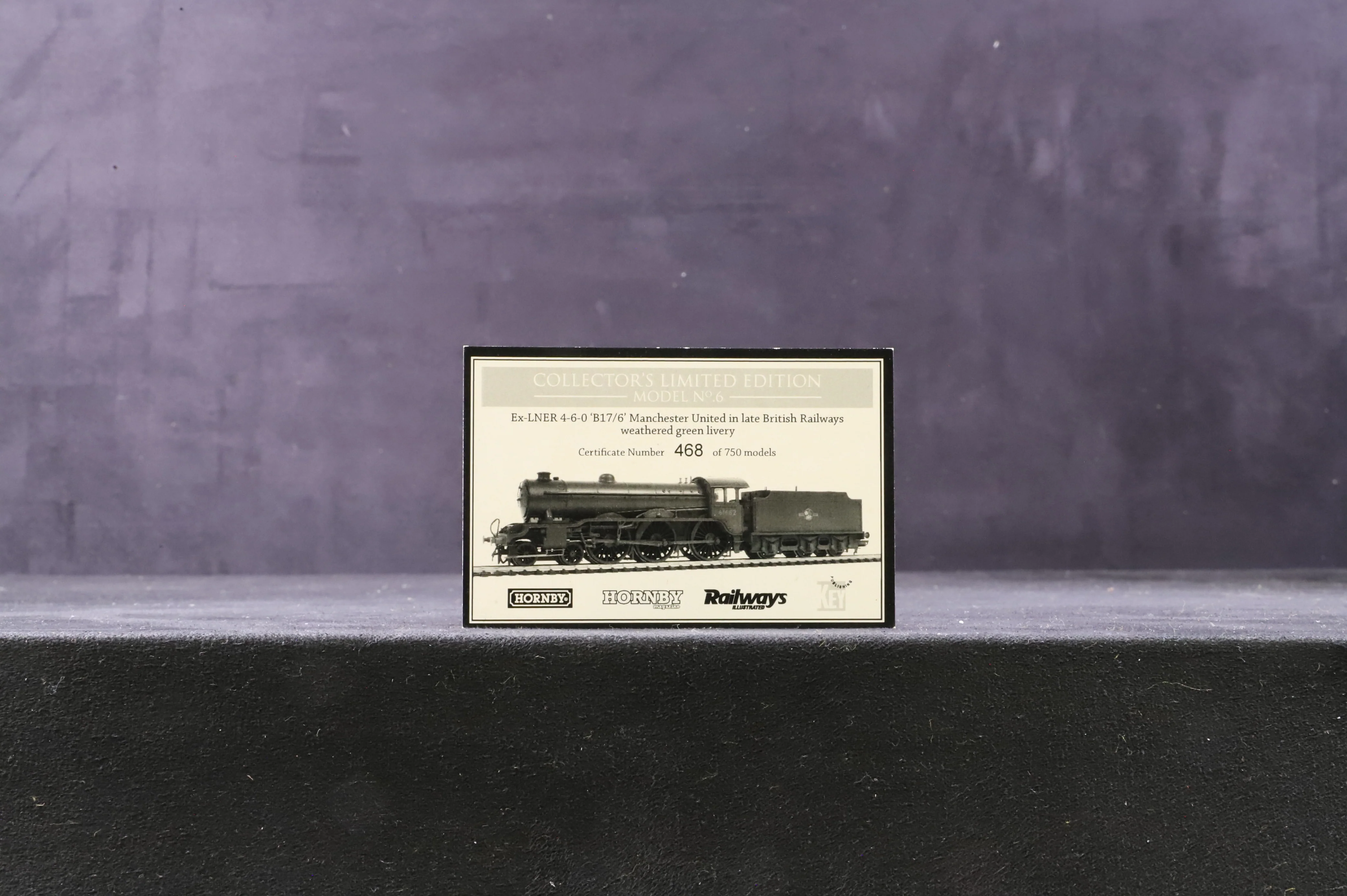 Hornby OO R3163 Class B17/6 61662 'Manchester United' in BR Lined Green w/ Late Crests - Heavily Weathered - Image 6