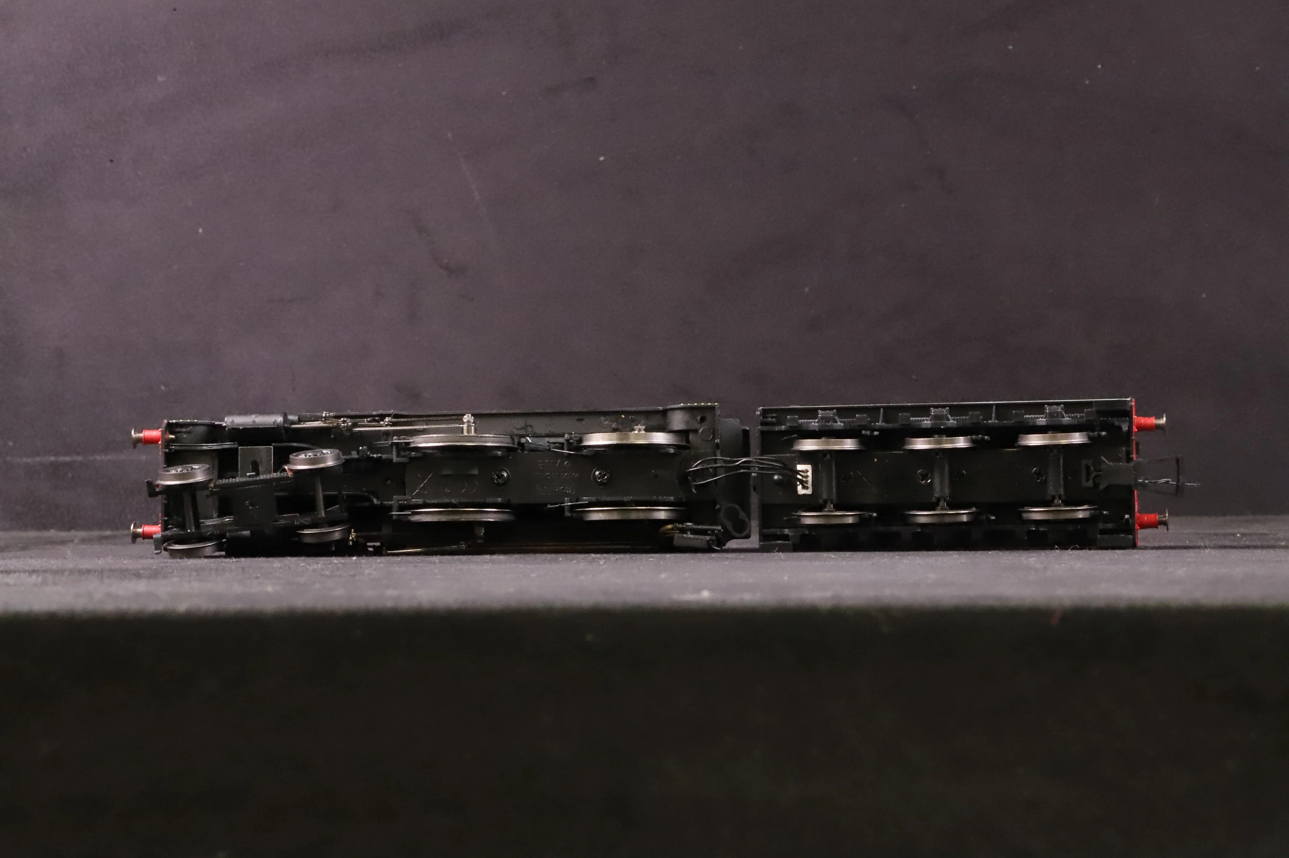 Hornby OO R3194 Schools Class '30937' 'Epsom' BR Black E/C DCC Fitted - Image 4