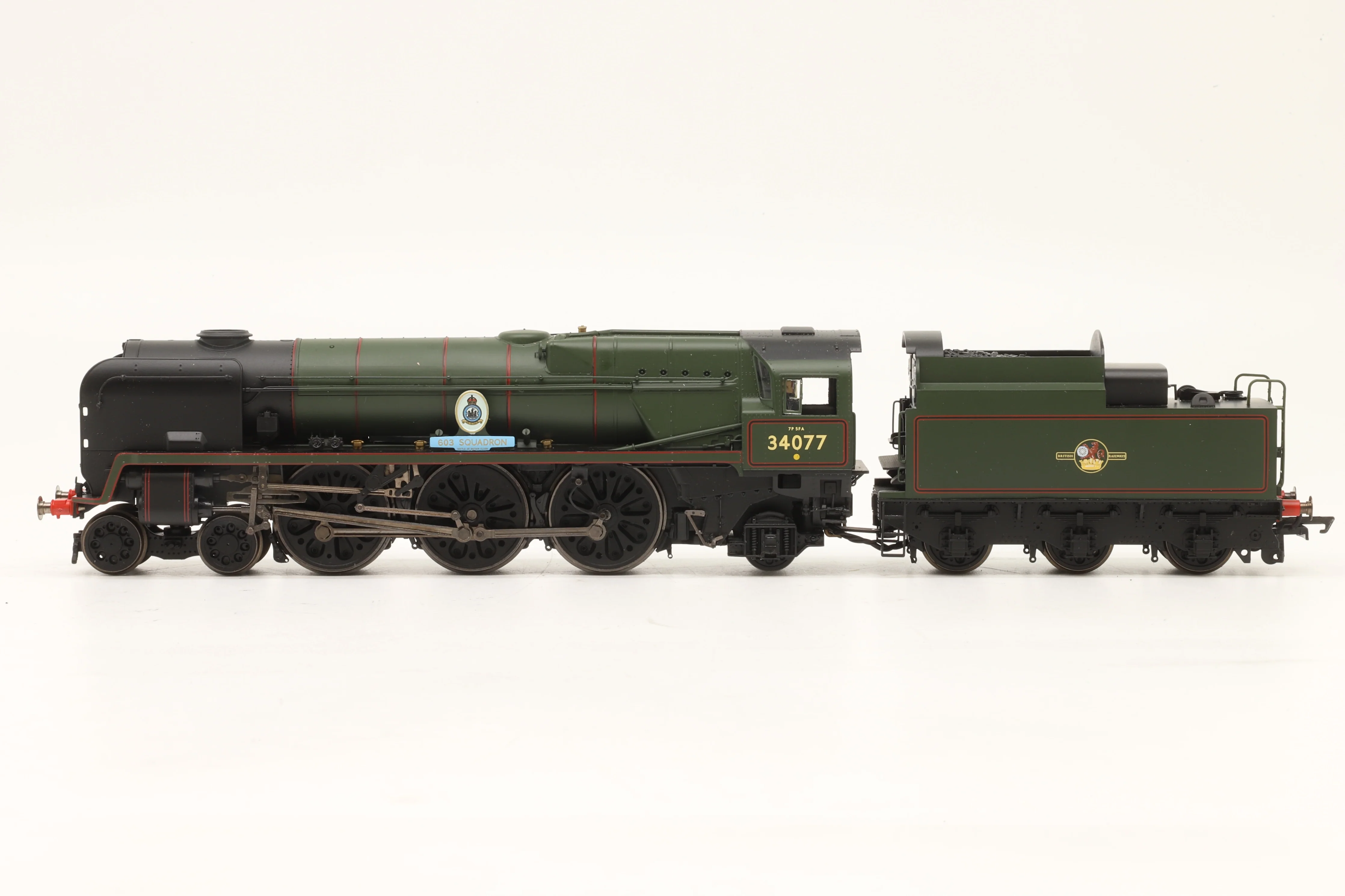 Hornby OO R3468 Rebuilt Battle of Britain '34077' '603 Squadron' BR Lined Green L/C DCC Sound - Image 3