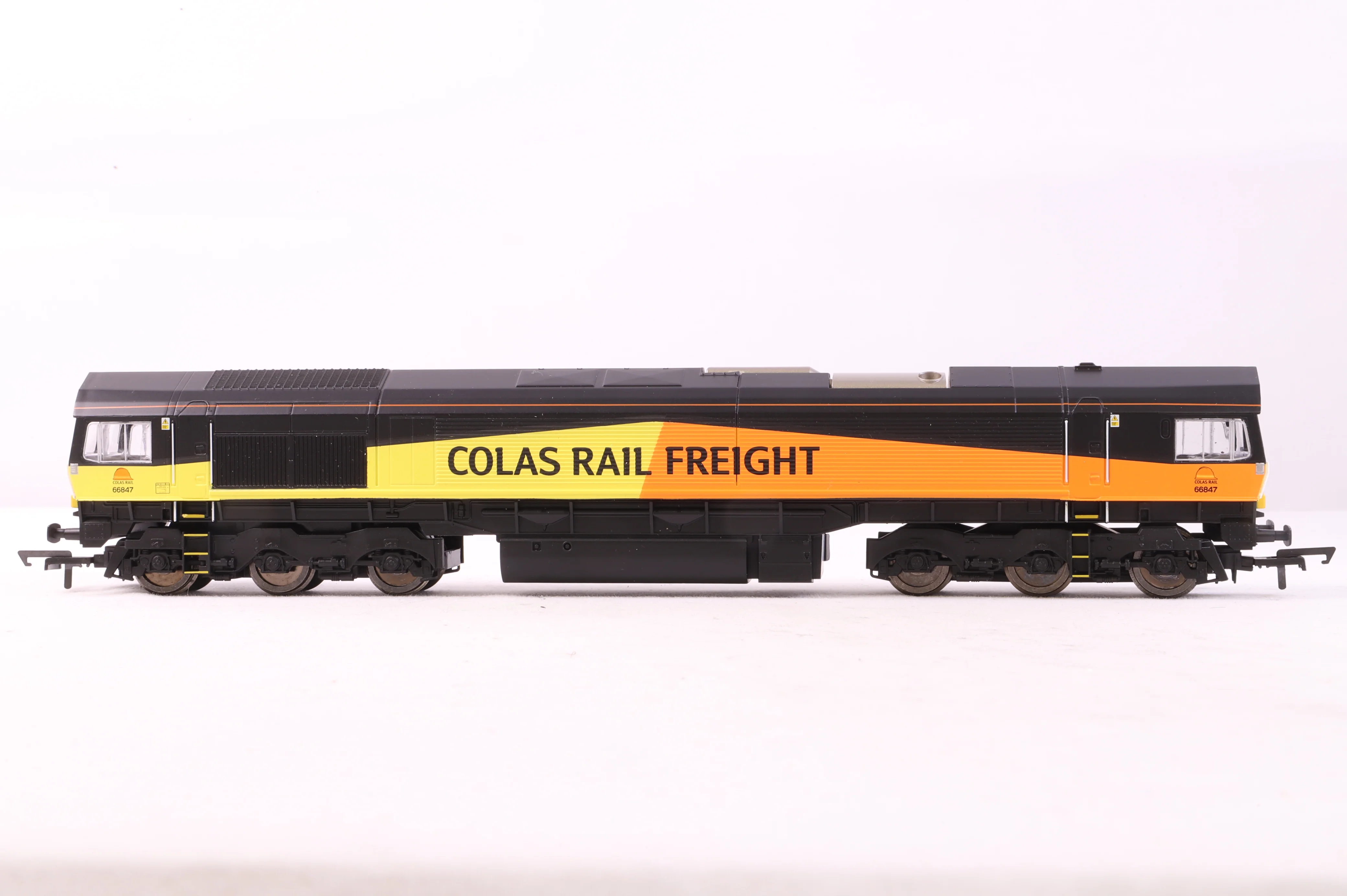 Hornby OO R3787 Class 66 '66847' Colas DCC Fitted - Image 2
