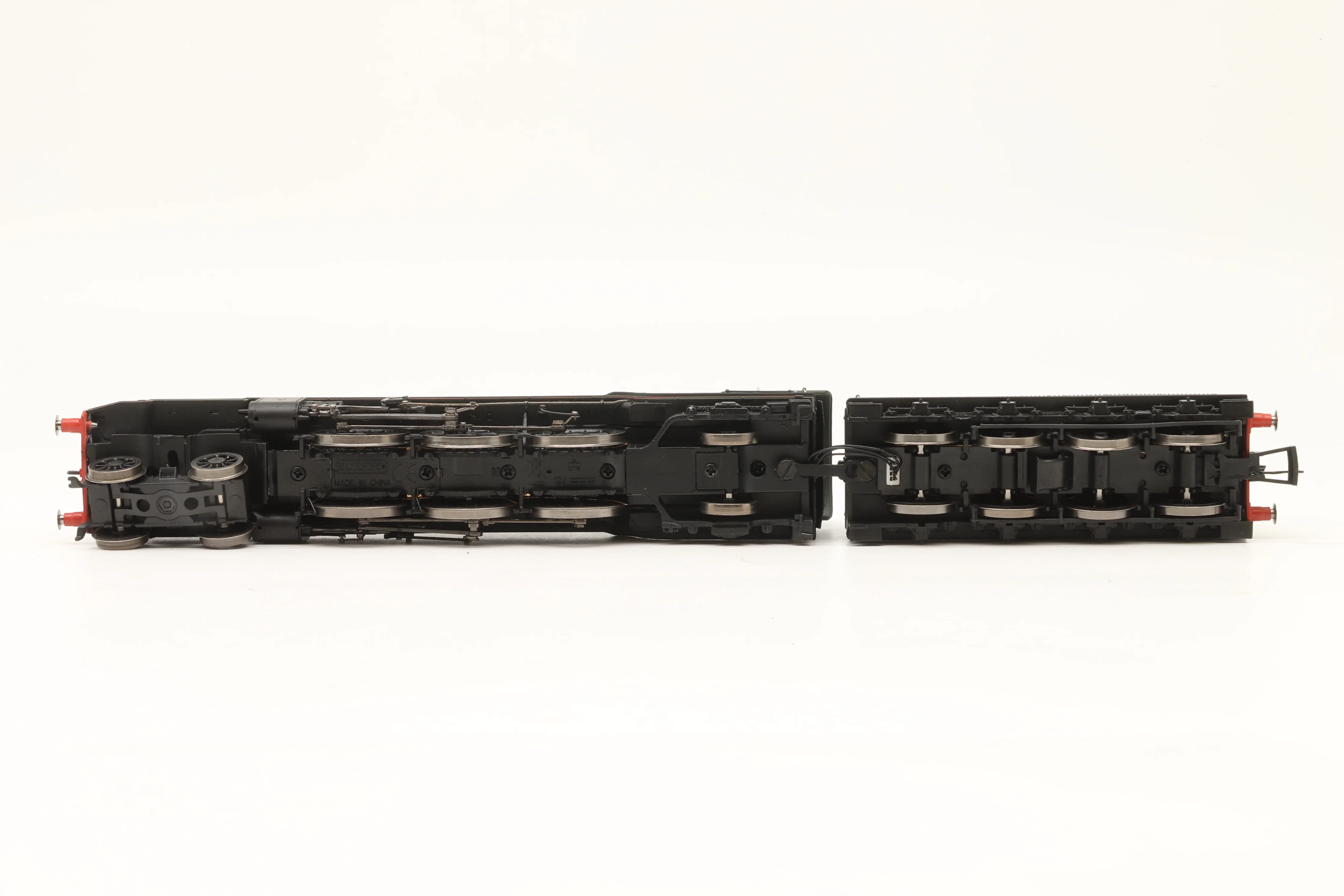 Hornby OO R3835 Thompson Class A2/3 '60522' 'Straight Deal' BR Lined Green L/C Renamed & Renumbered - Image 4