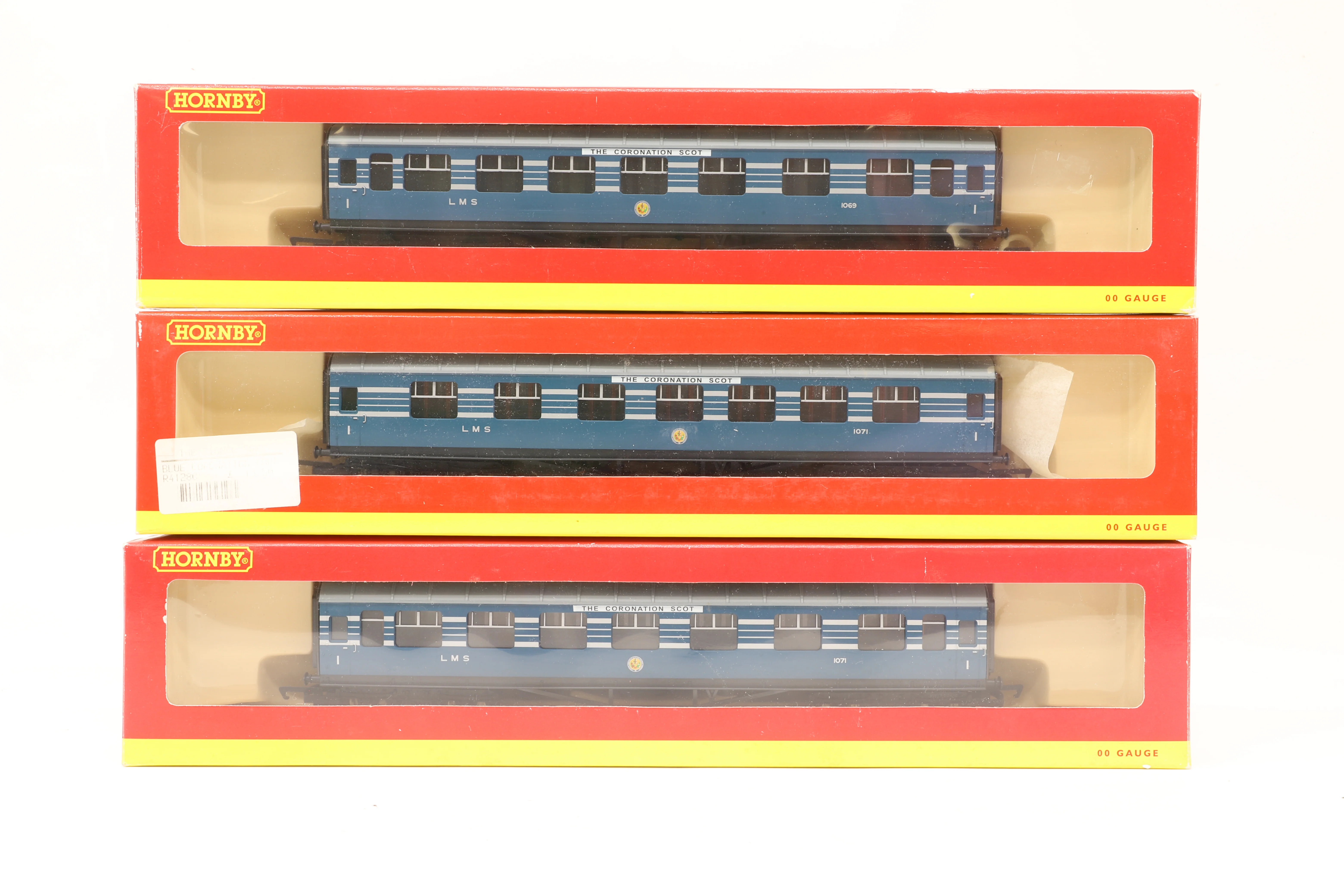 Hornby OO Rake of 7x LMS Coronation Coaches - Image 2