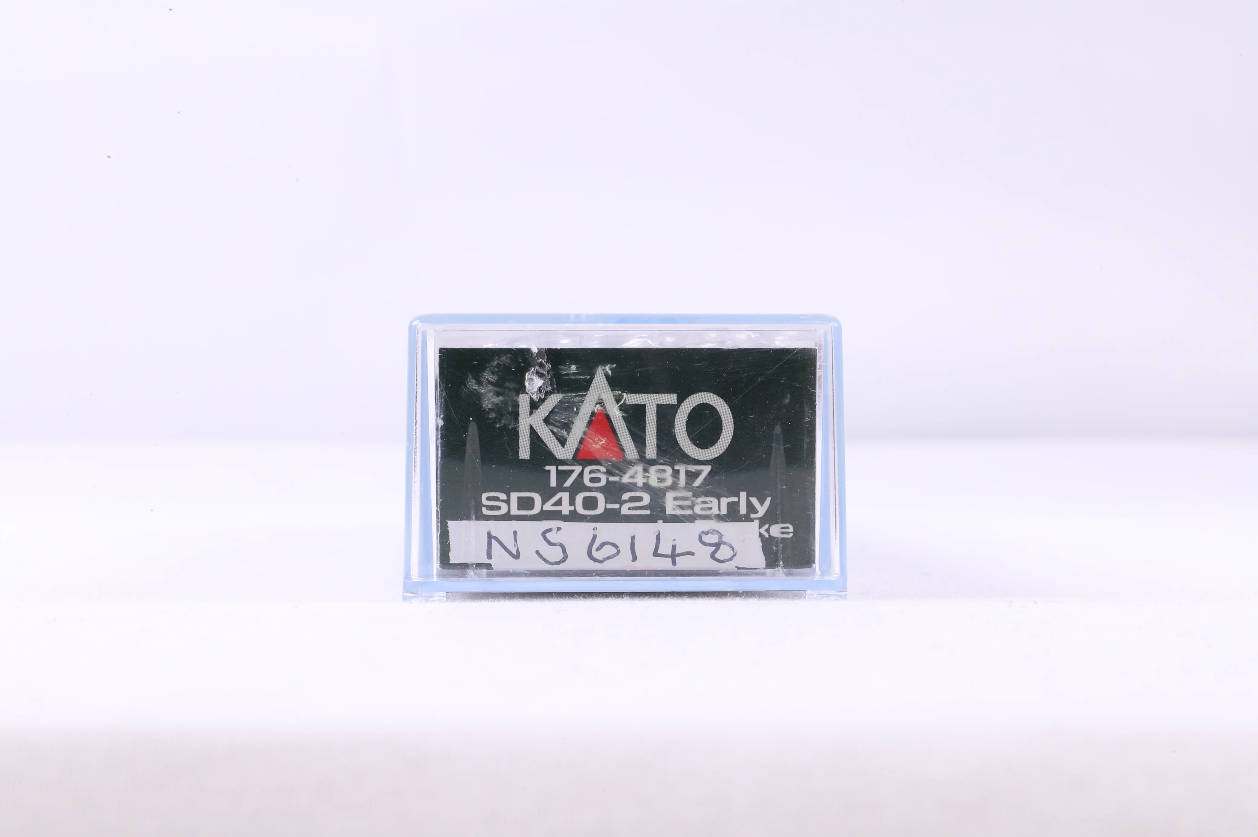 Kato N 176-4817 SD40-2 Early with Dynamic Brake NS '6148' - Image 7