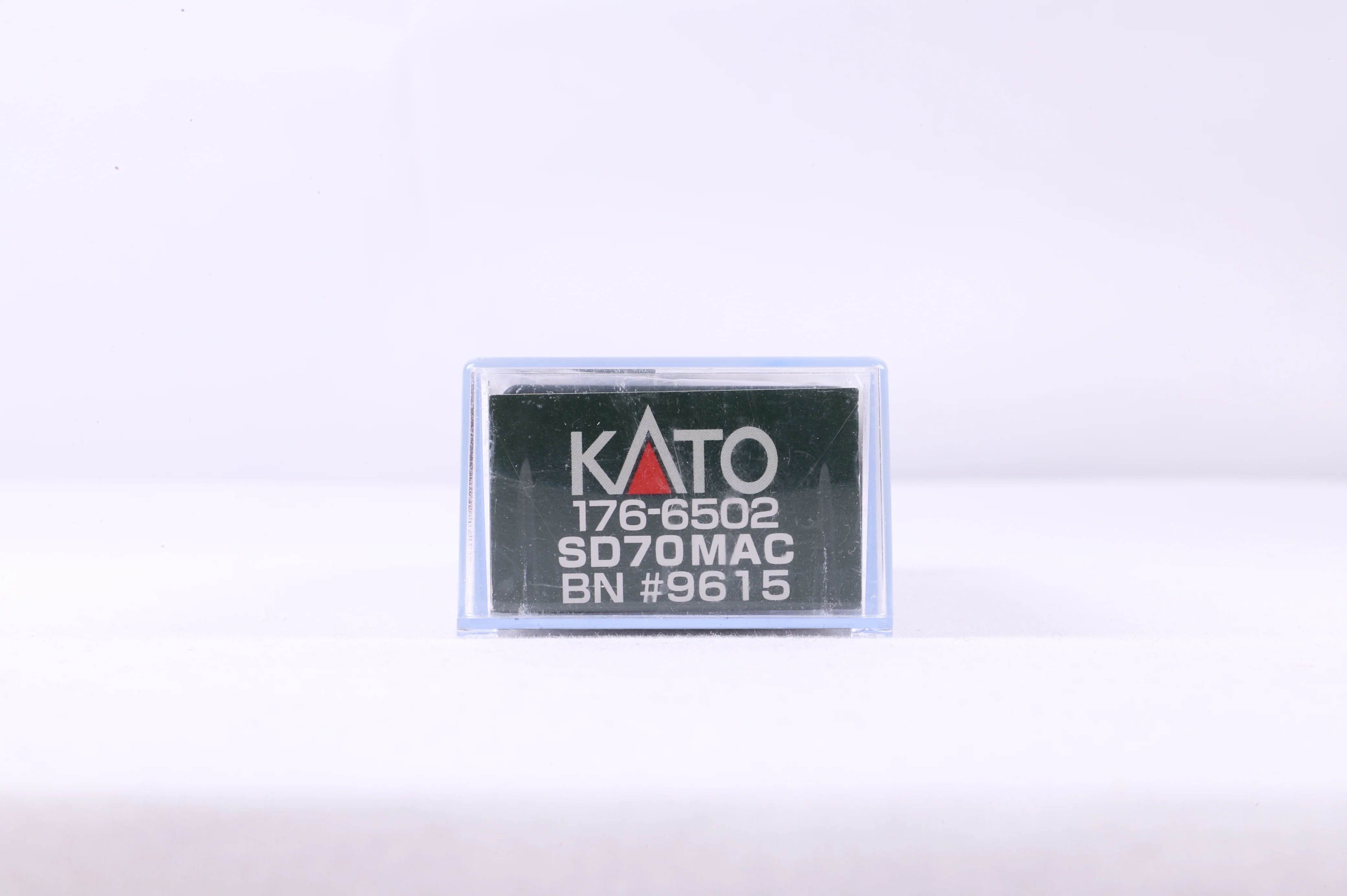 Kato N 176-6502 EMD SD70MAC BN '9615' - Image 3