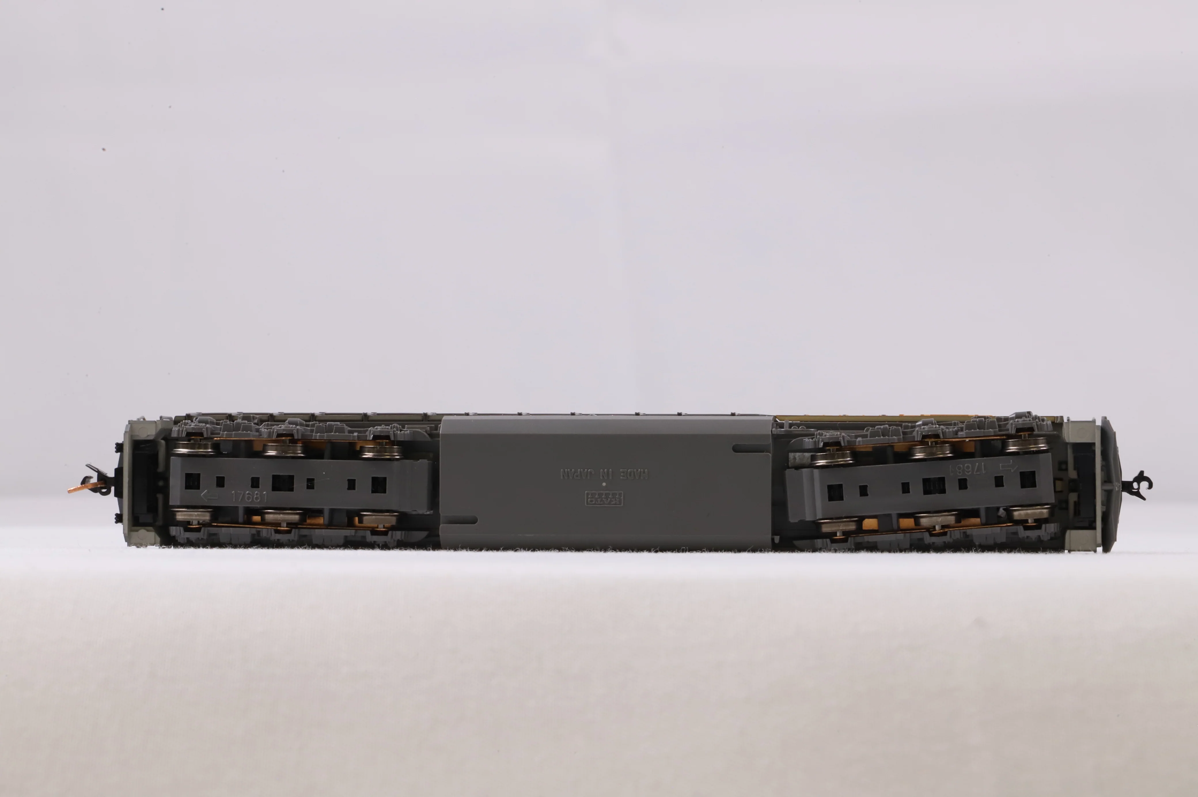 Kato N 176-8404 SD70ACe UP '8378' Diesel Locomotive Renumbered - Image 3