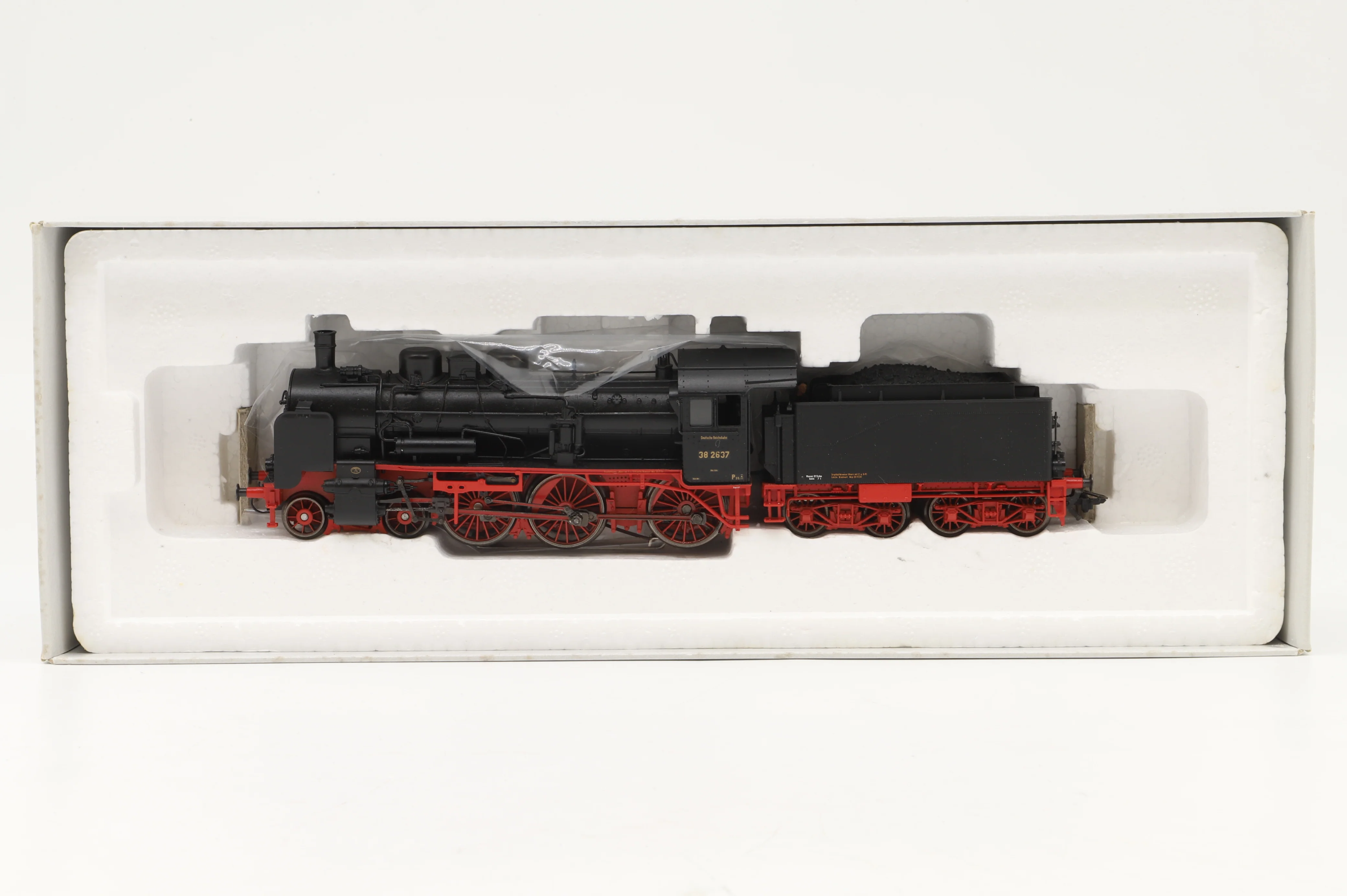 Marklin HO 37039 BR 38 Steam Locomotive MFX Sound 3 Rail Smoke - Image 2