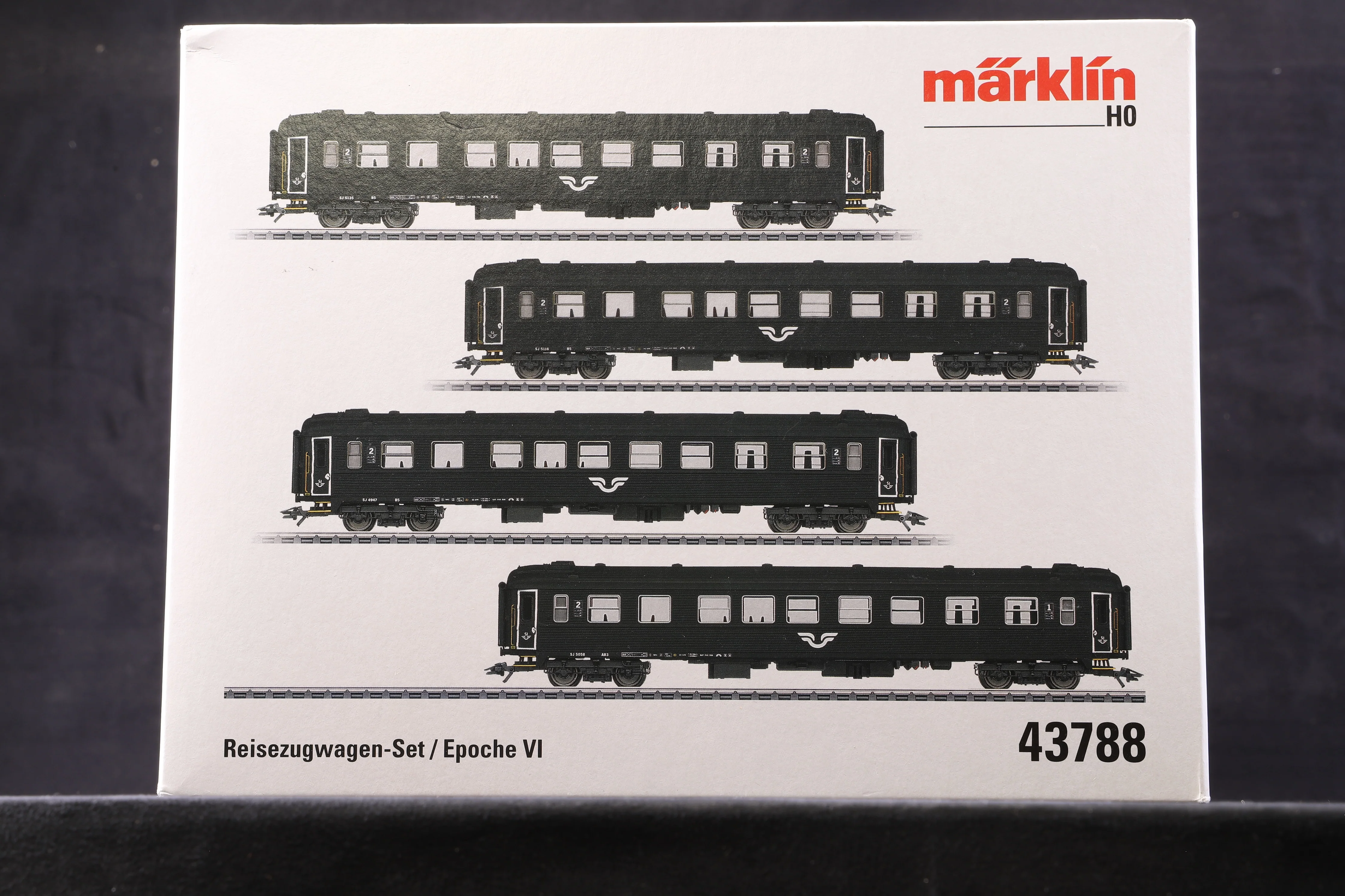 Marklin HO 39280 SJ Class Rc 6 Electric Locomotive & 43788 4 Car Passenger Set, MFX Sound - Image 3