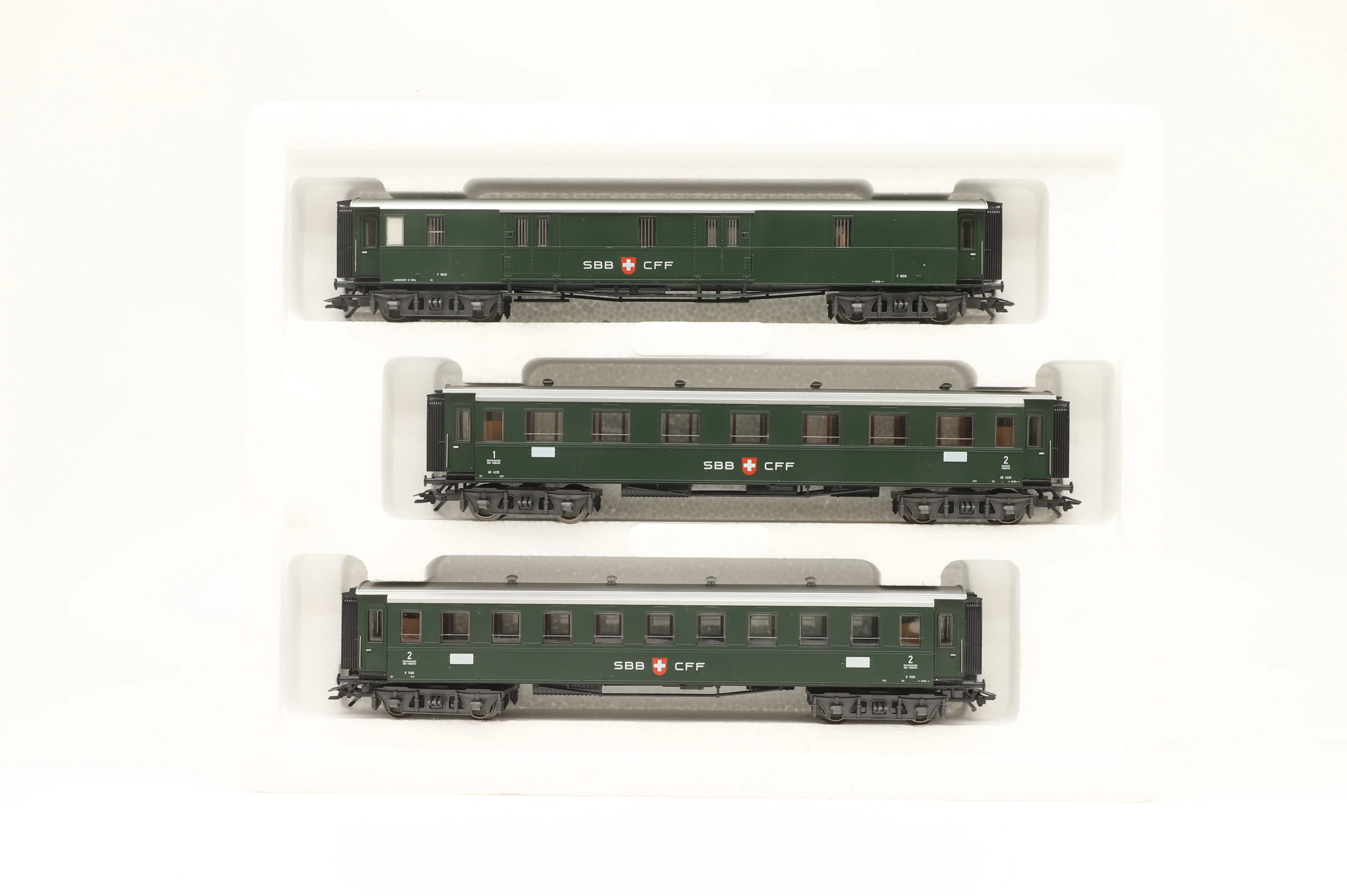 Marklin HO 42383 SBB Old-Timer Car 3-Set
